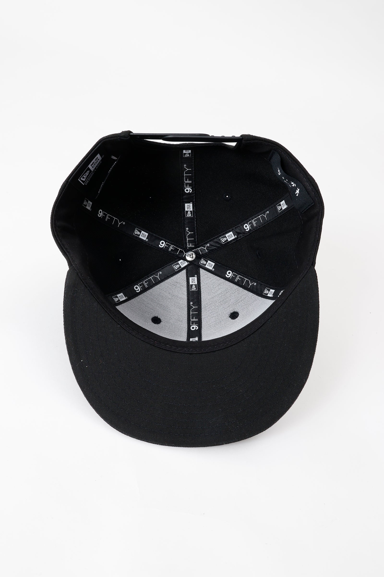 【先行予約商品】NEW ERA® 9FIFTY™ ちいかわ BOX LOGO BLACK