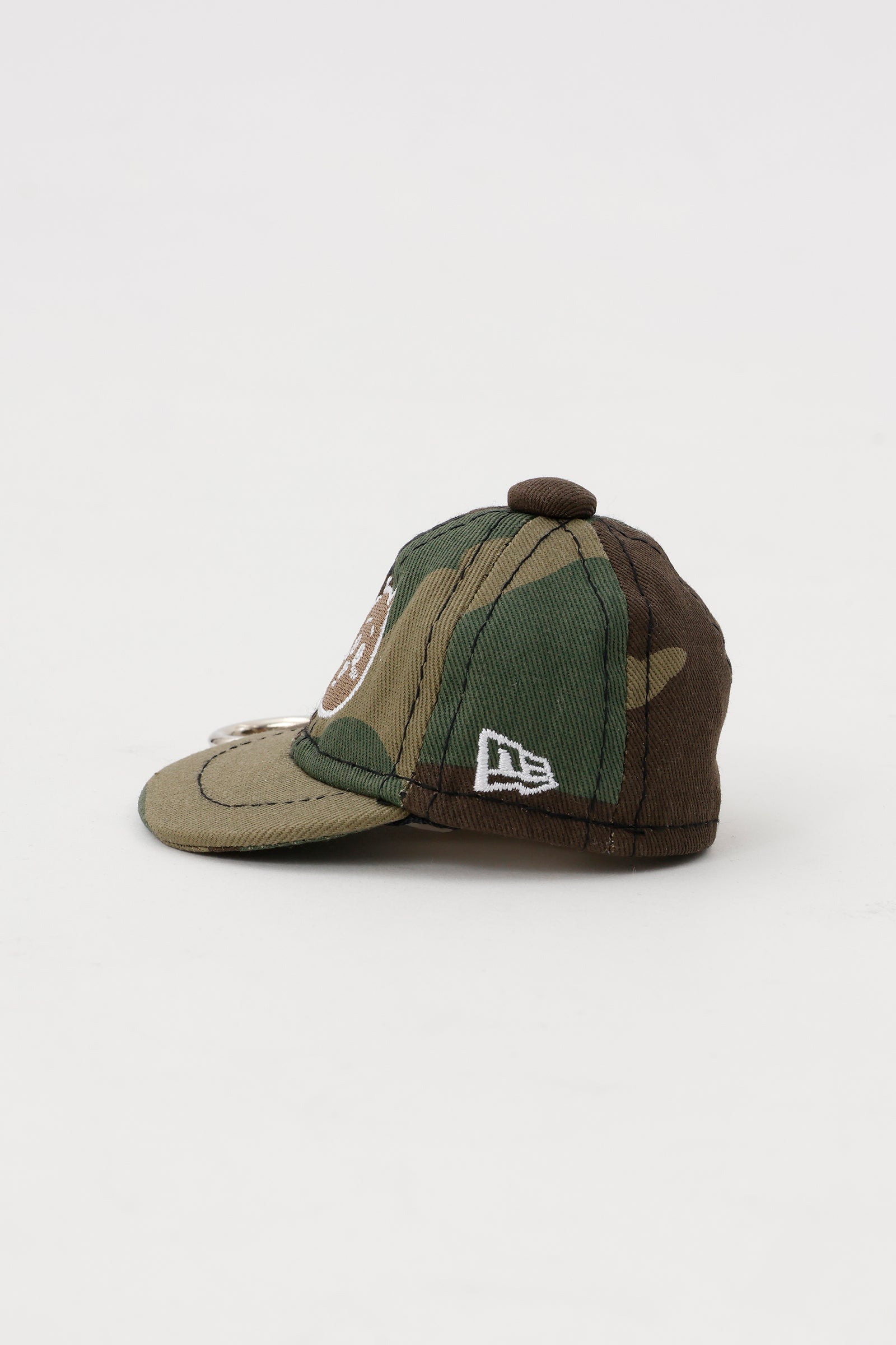 【先行予約商品】NEW ERA® CAP KEY HOLDER ちいかわ WOODLAND CAMO