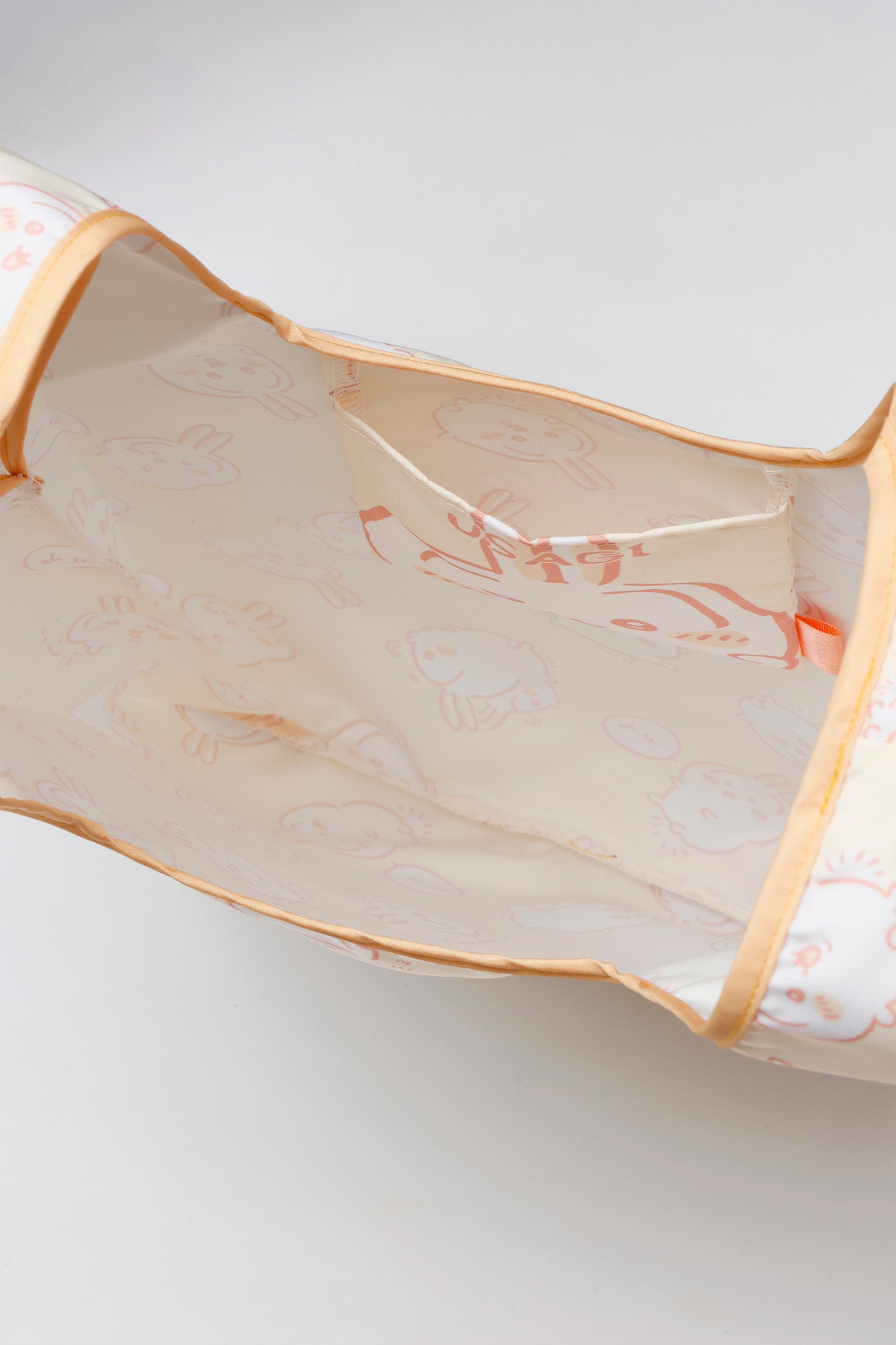 ちいかわ エコバッグ うさぎ総柄 イエロー