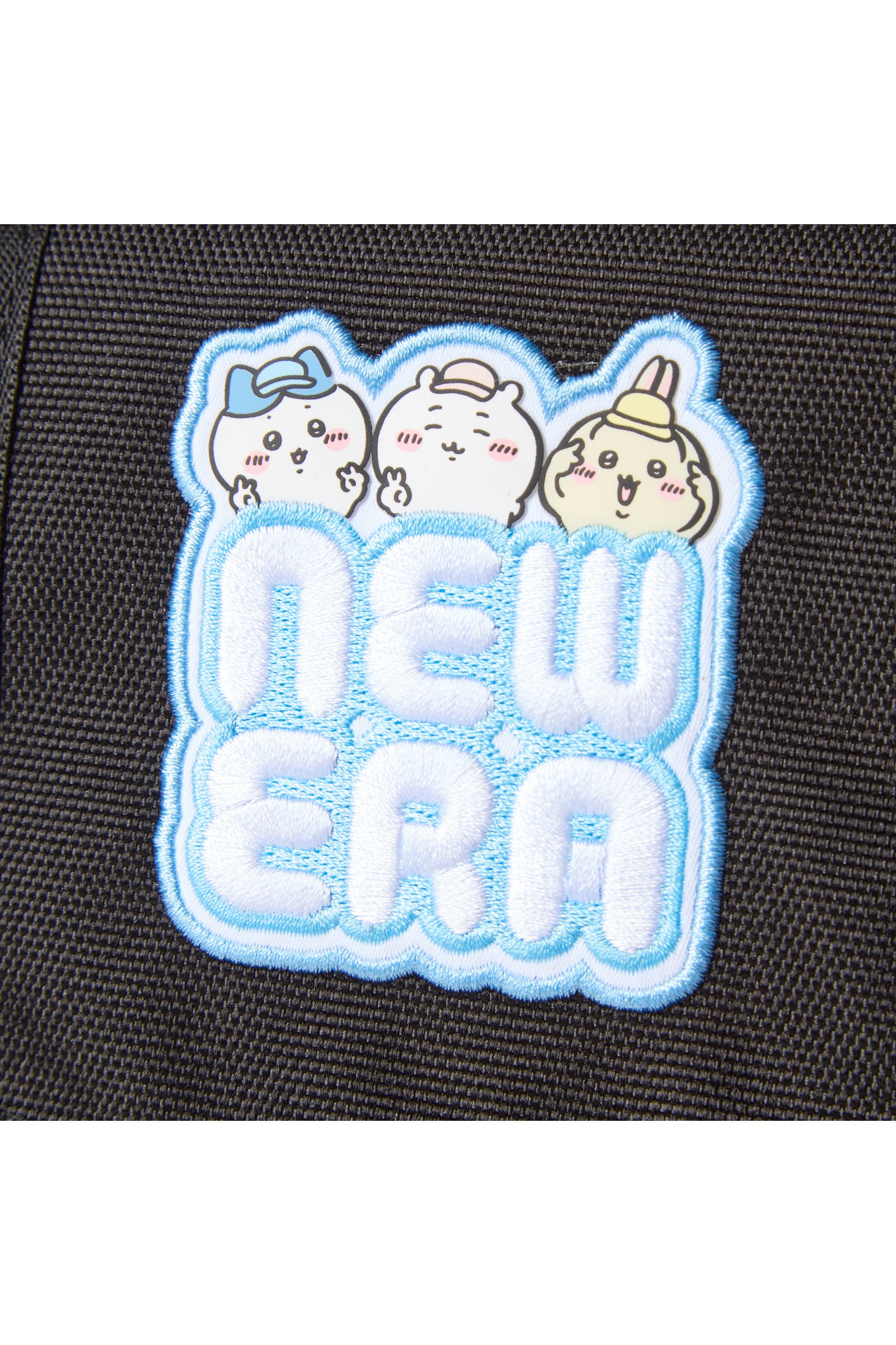 スクエアネックポーチ 0.5L ちいかわ / ちいかわ・ハチワレ・うさぎ ブラック