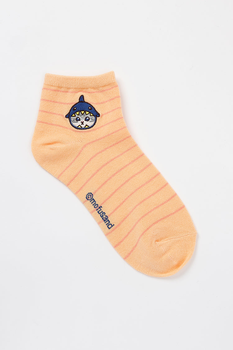 【Black Friday対象商品】mofusand クルーソックス ワンポイント刺繍 サメ アプリコット 23~25cm
