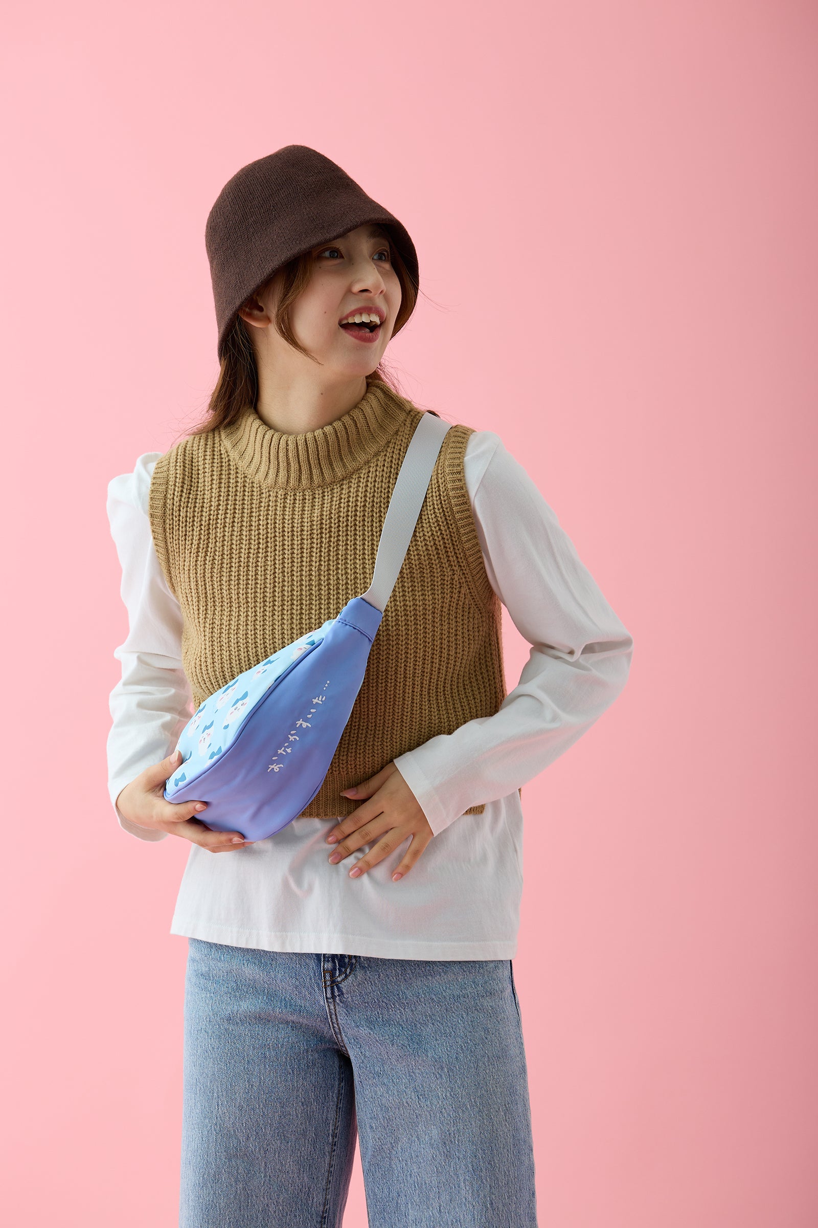 ちいかわ ショルダーバッグ ハチワレ ブルー