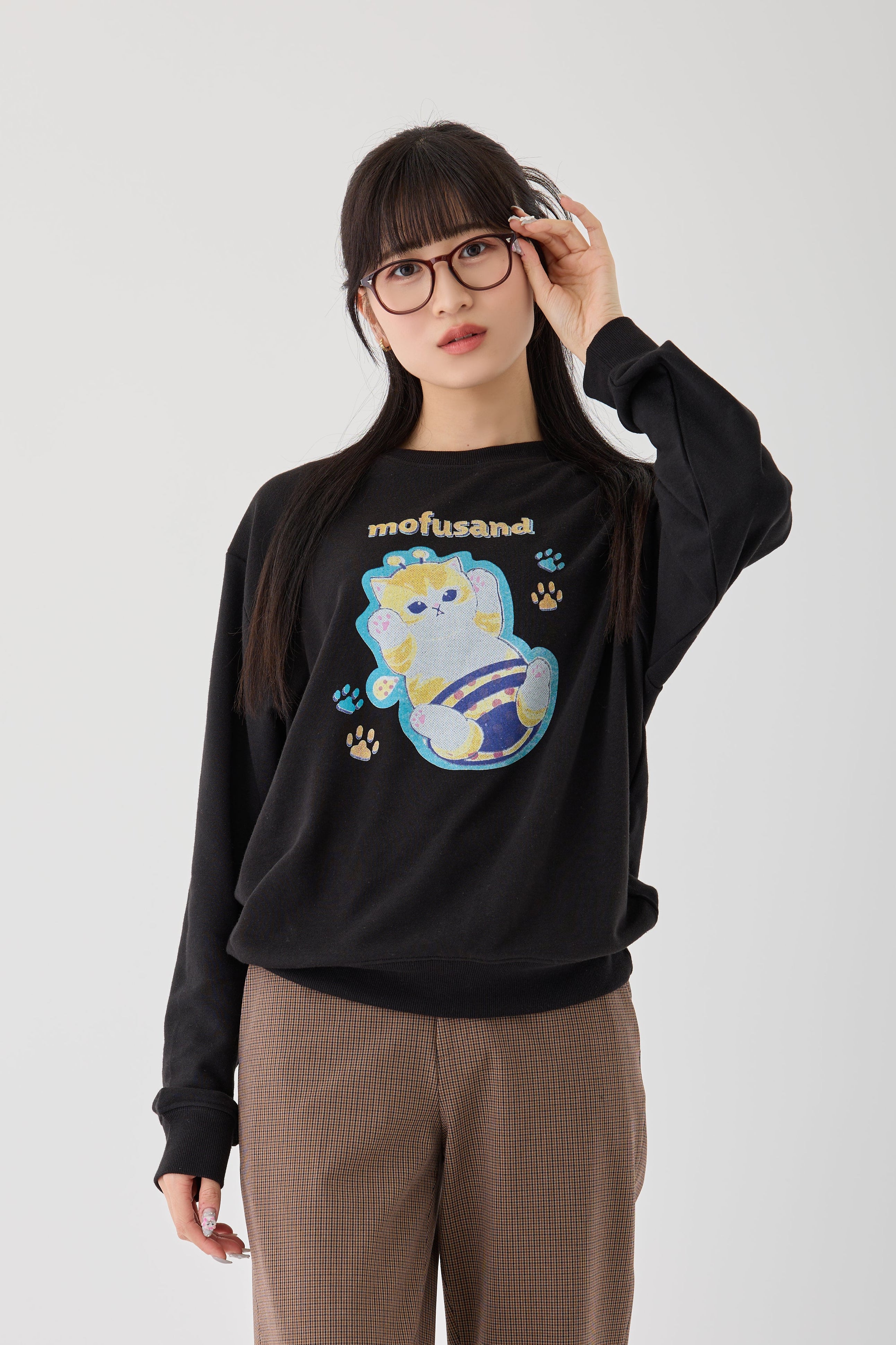 mofusand レトロ スウェット ハチにゃん ブラック