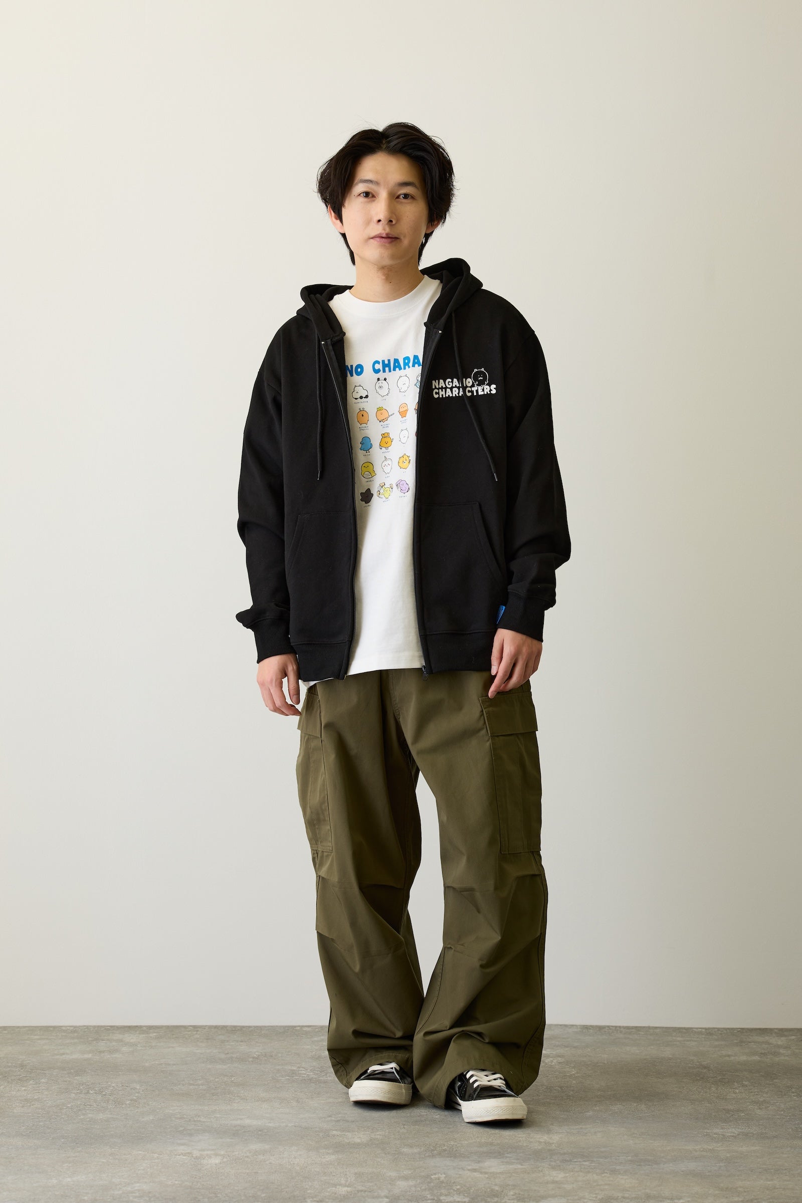 ナガノキャラクターズ ZIPパーカー 集合 ブラック