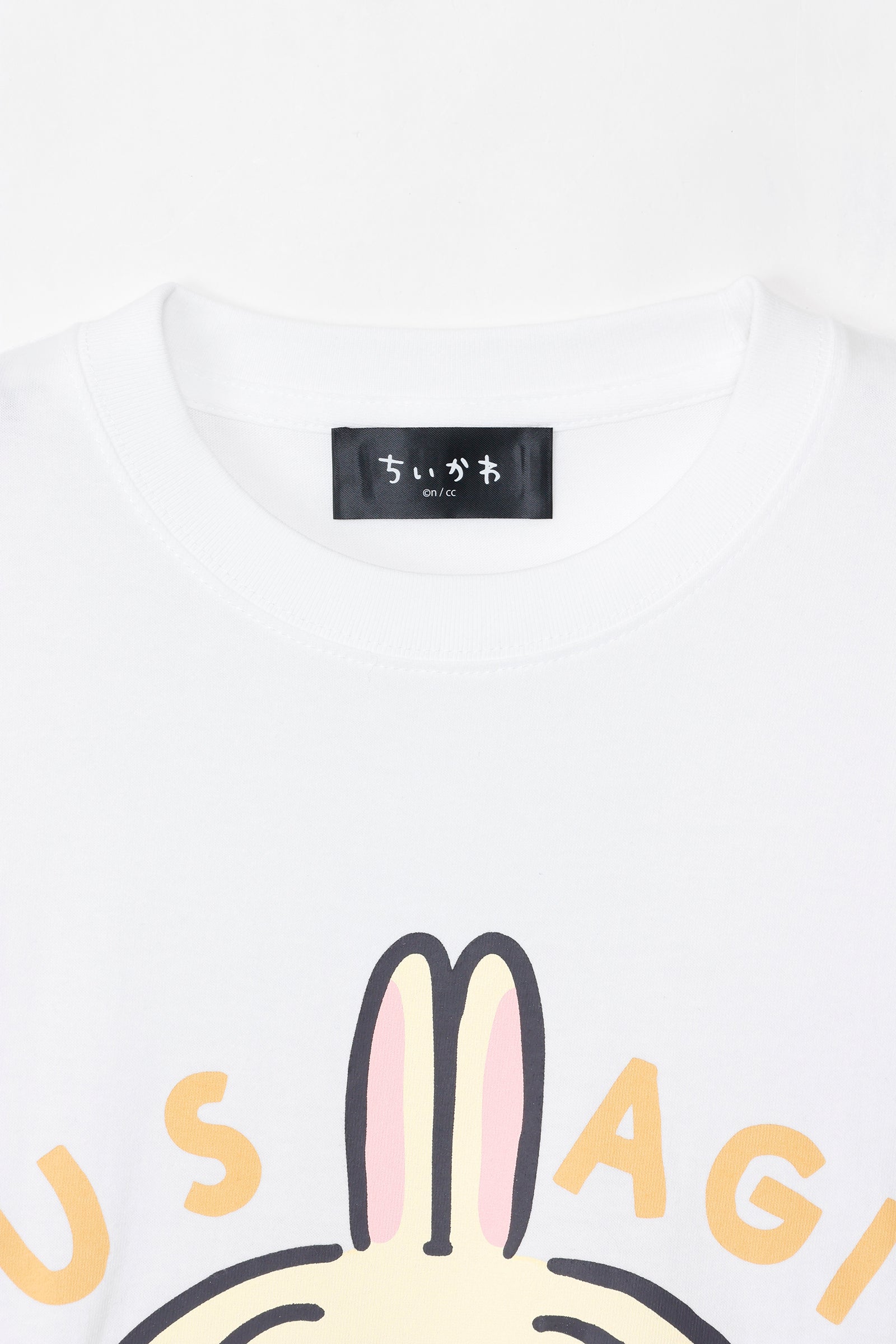 ちいかわ Tシャツ うさぎ ホワイト