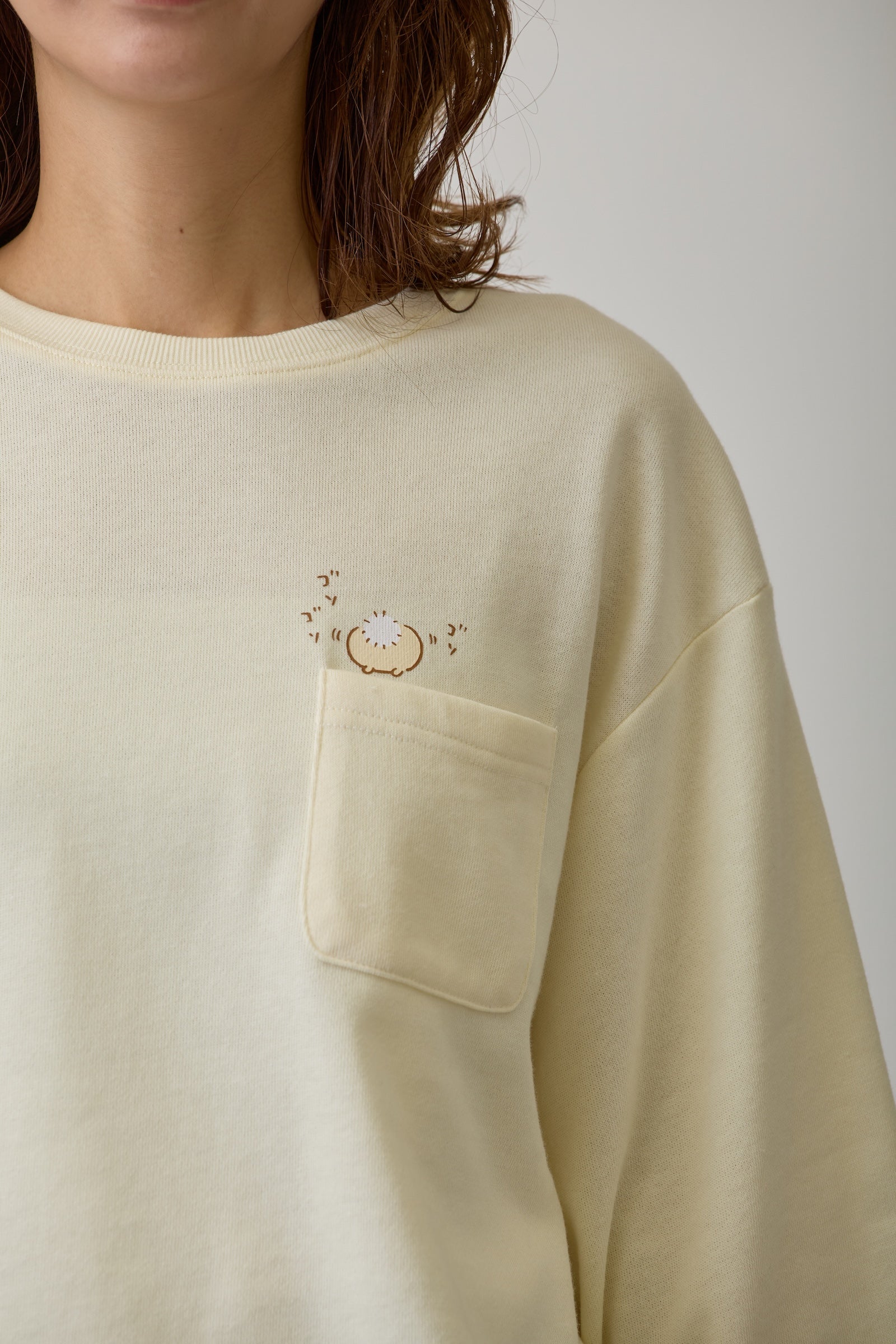 ちいかわ スウェット お守り拾うか クリーム