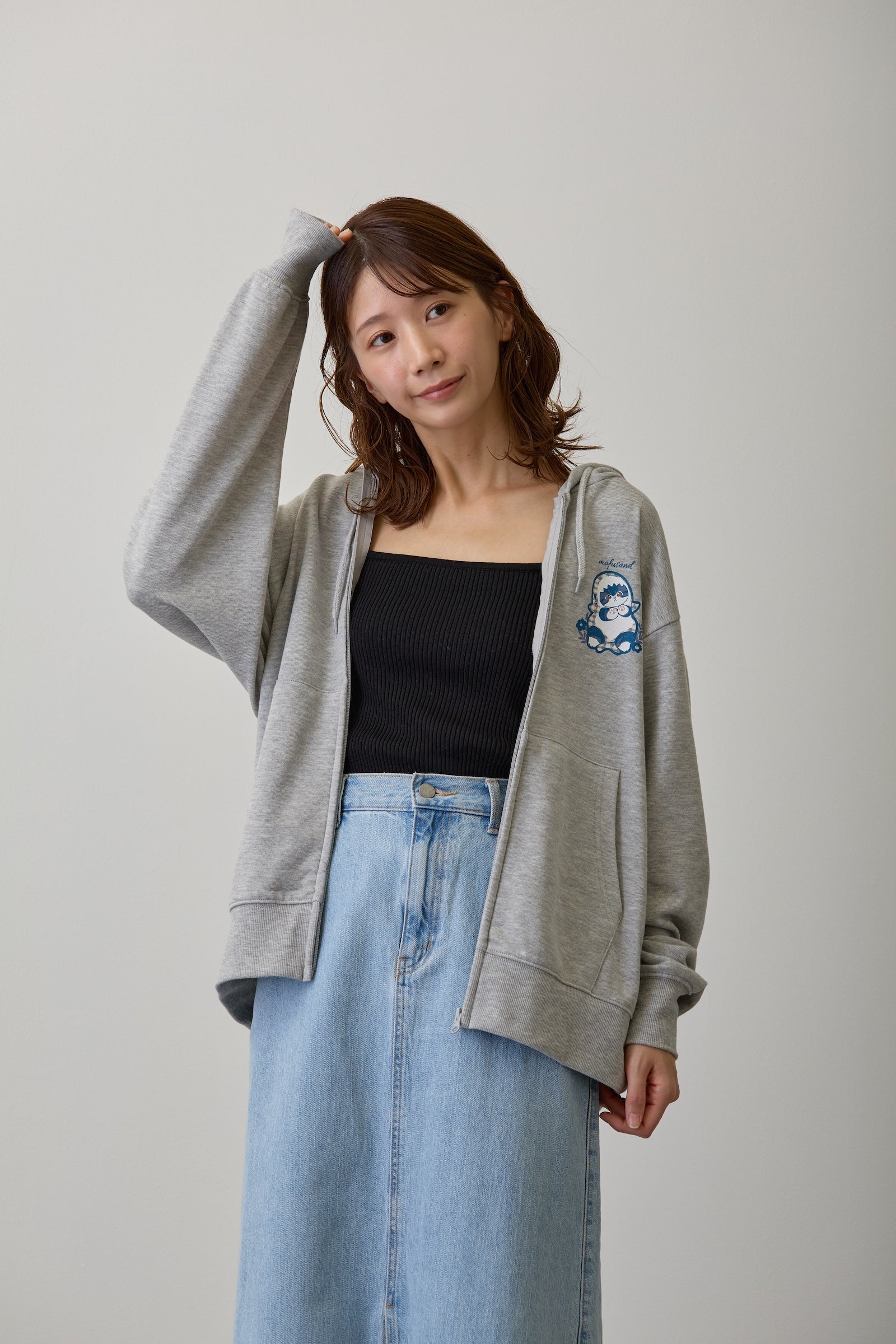 mofusand ZIPパーカー カントリーチェック サメにゃん グレー