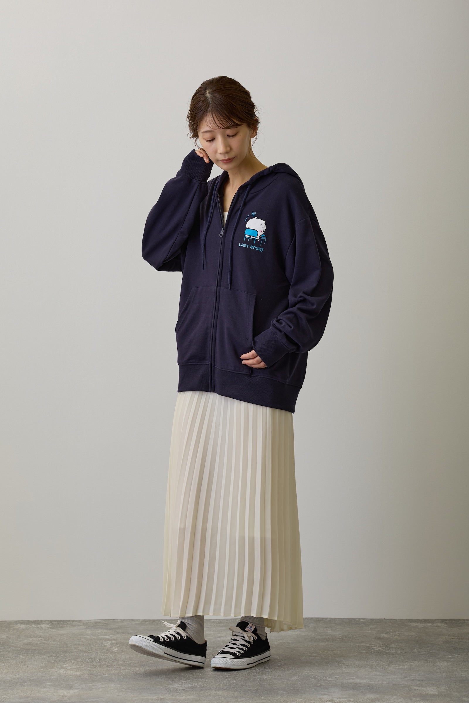 ちいかわ ZIPパーカー 試験だ ネイビー