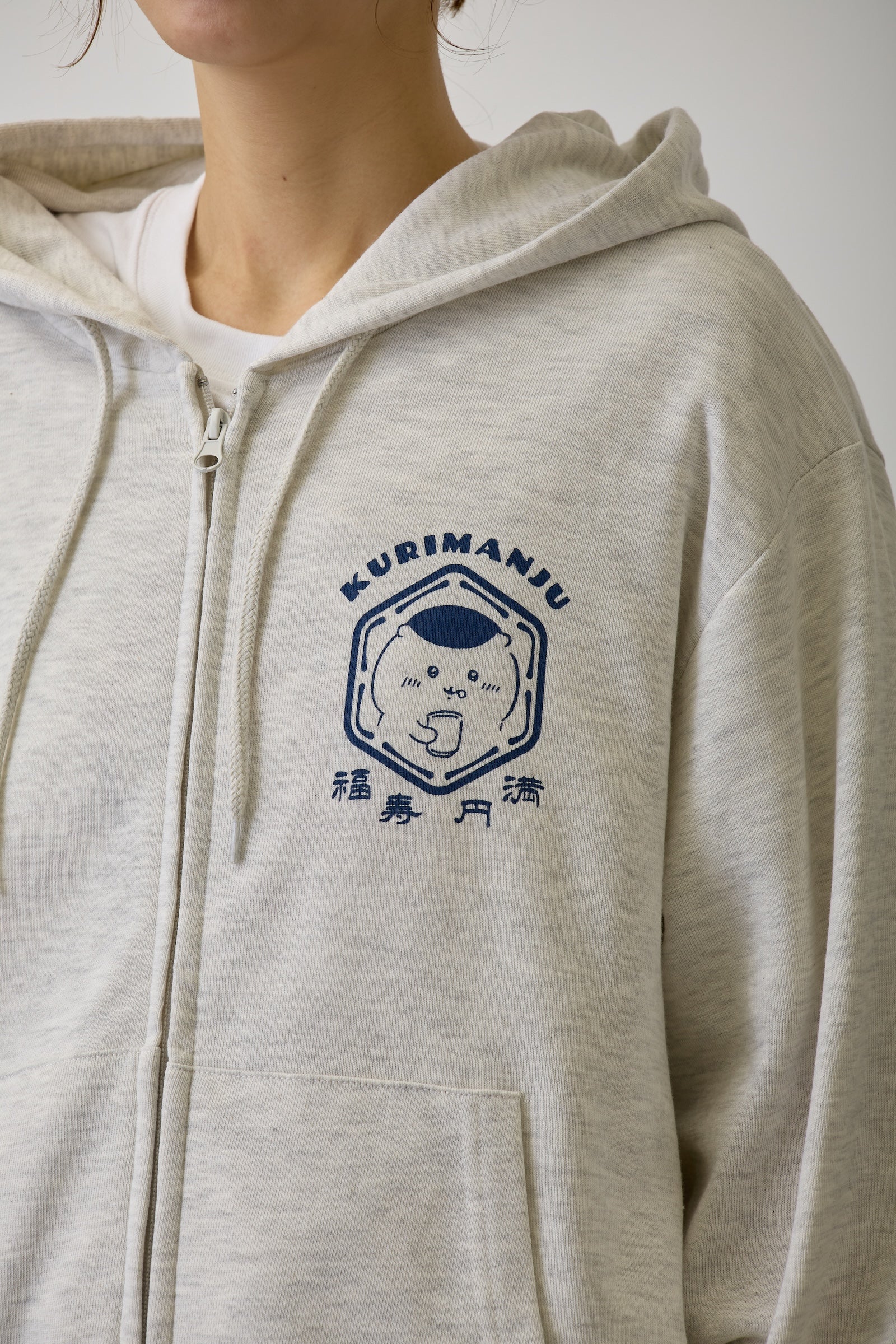 ちいかわ ZIPパーカー 福寿円満 アッシュ