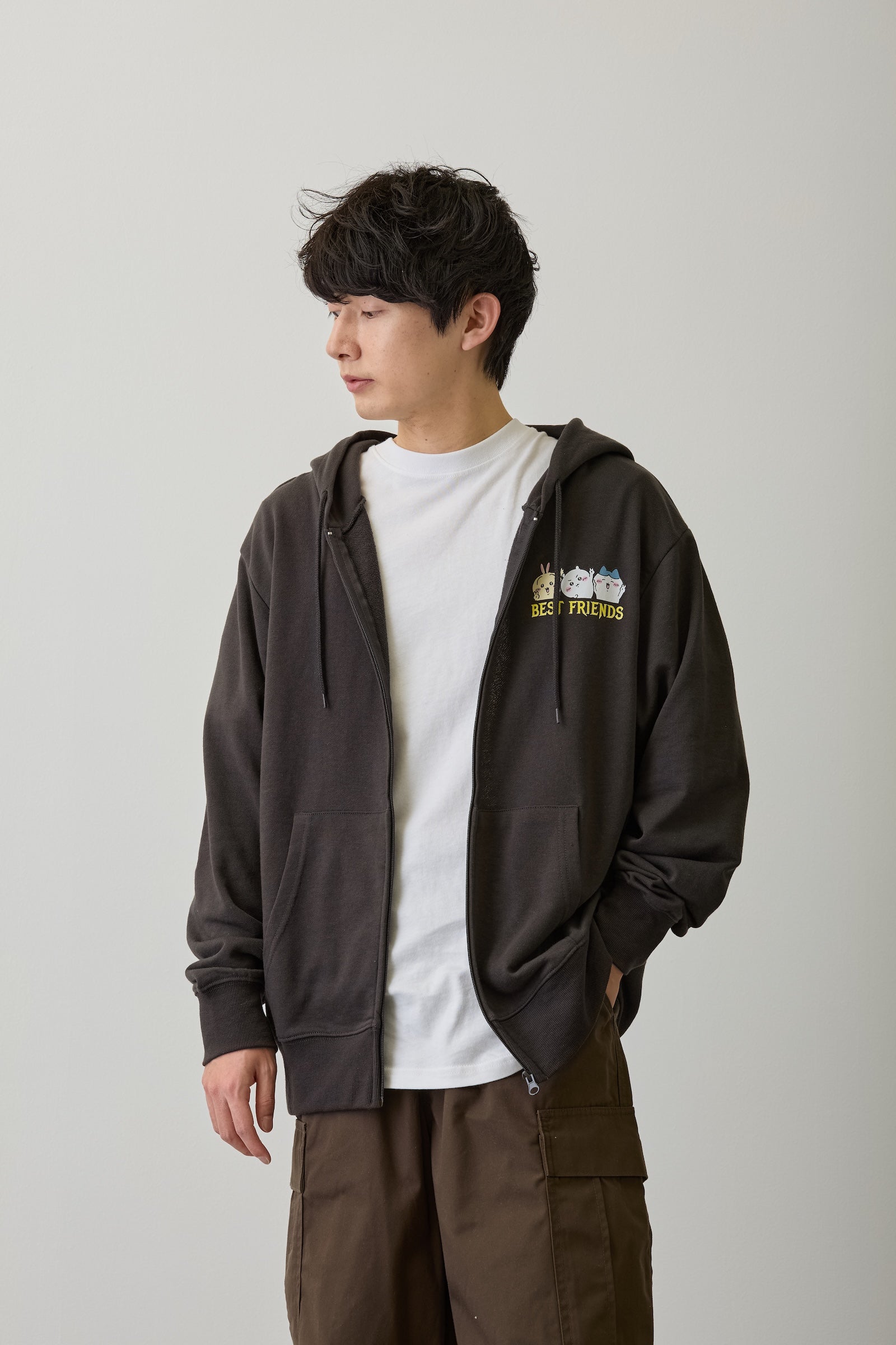 ちいかわ ZIPパーカー 仲良しトリオ スミ