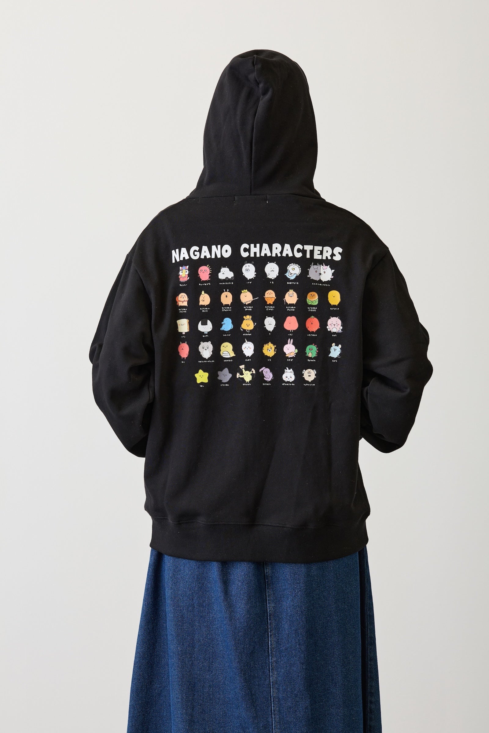 ナガノキャラクターズ ZIPパーカー 集合 ブラック