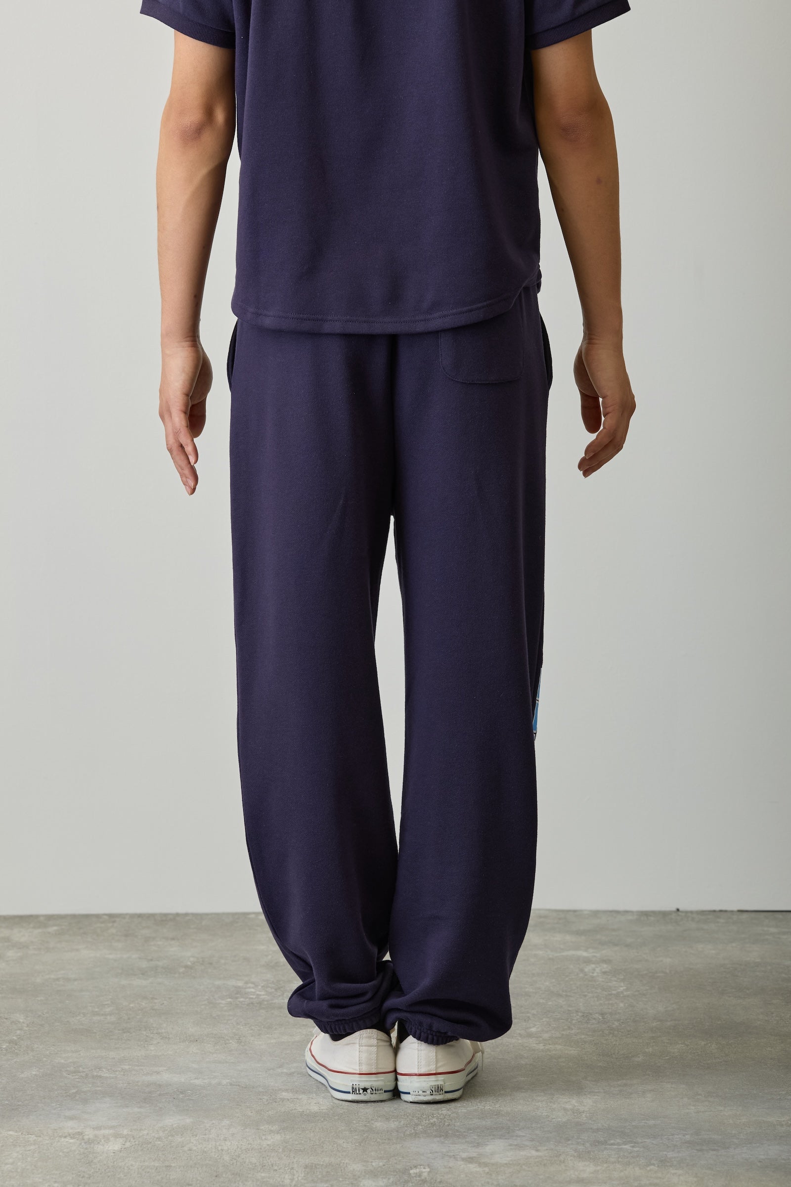 ちいかわ スウェットパンツ ピース ハチワレ ネイビー