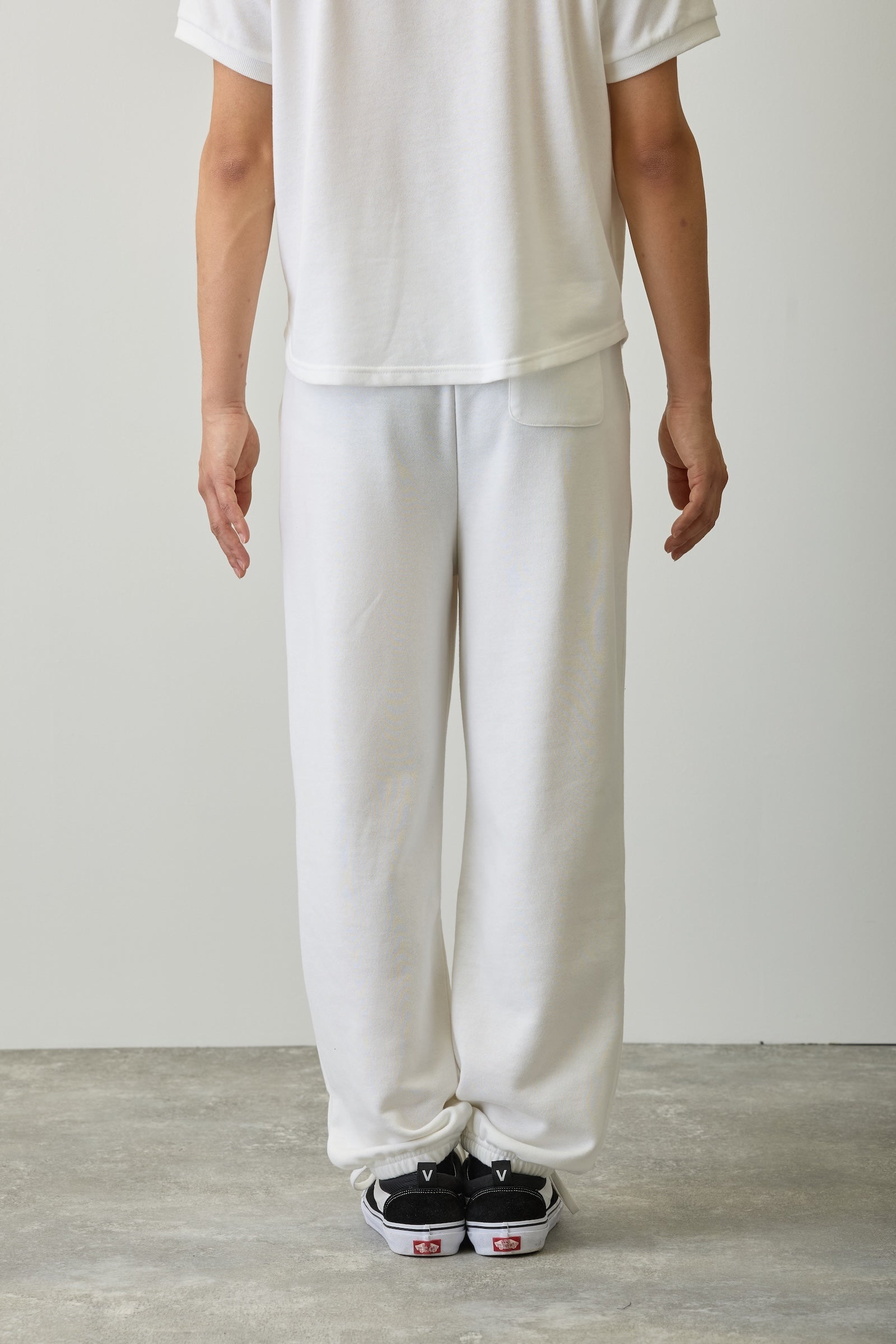 ちいかわ スウェットパンツ ピース うさぎ ホワイト