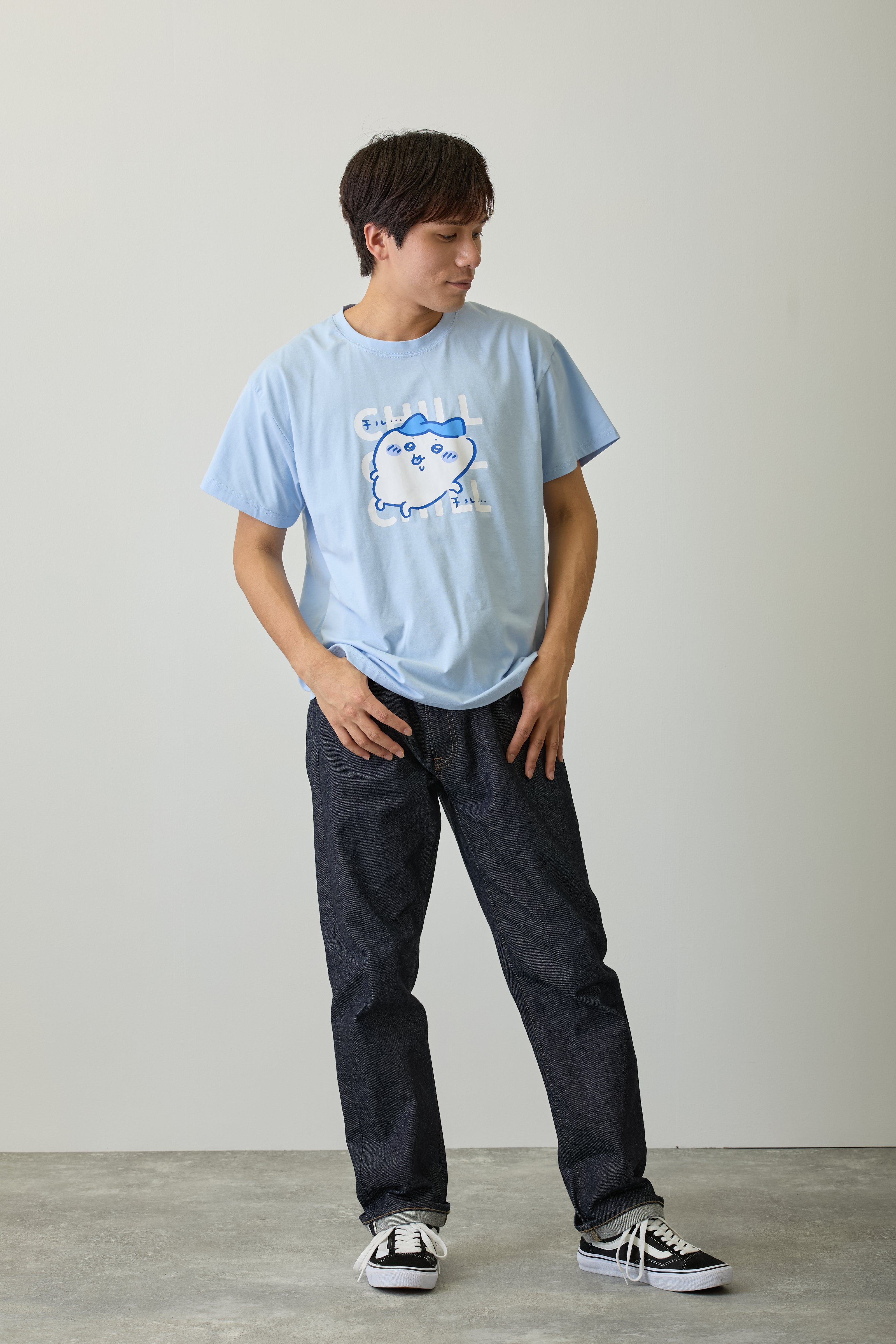 ちいかわ Tシャツ チルチルハチワレ ブルー