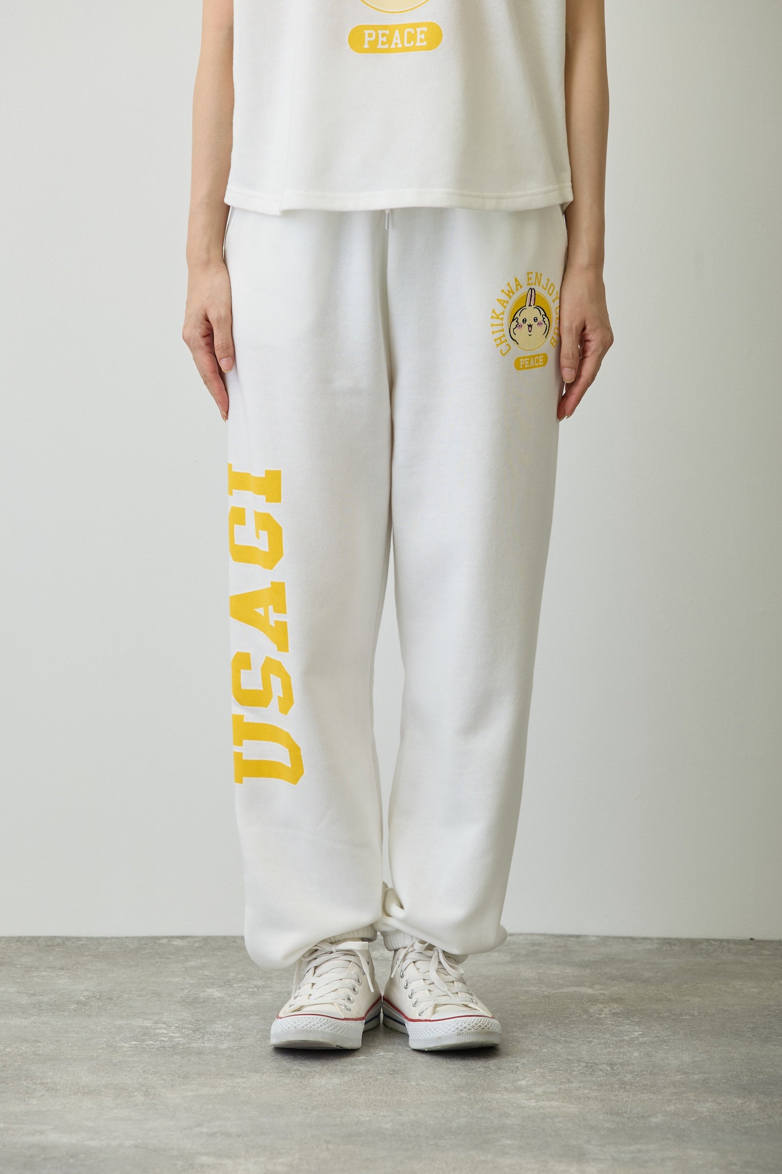 ちいかわ スウェットパンツ ピース うさぎ ホワイト