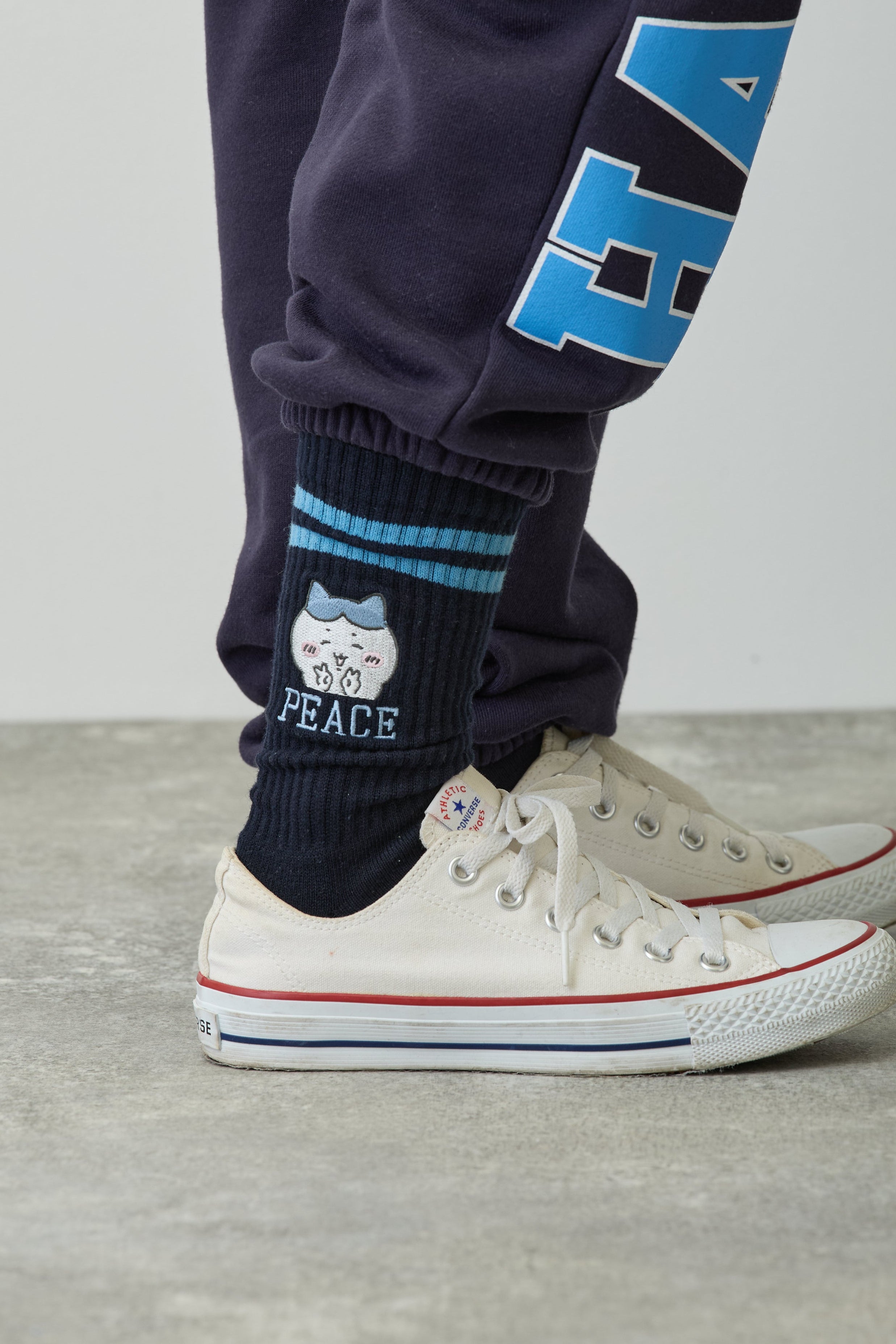 ちいかわ ソックス ピース ハチワレ ネイビー 23-25cm