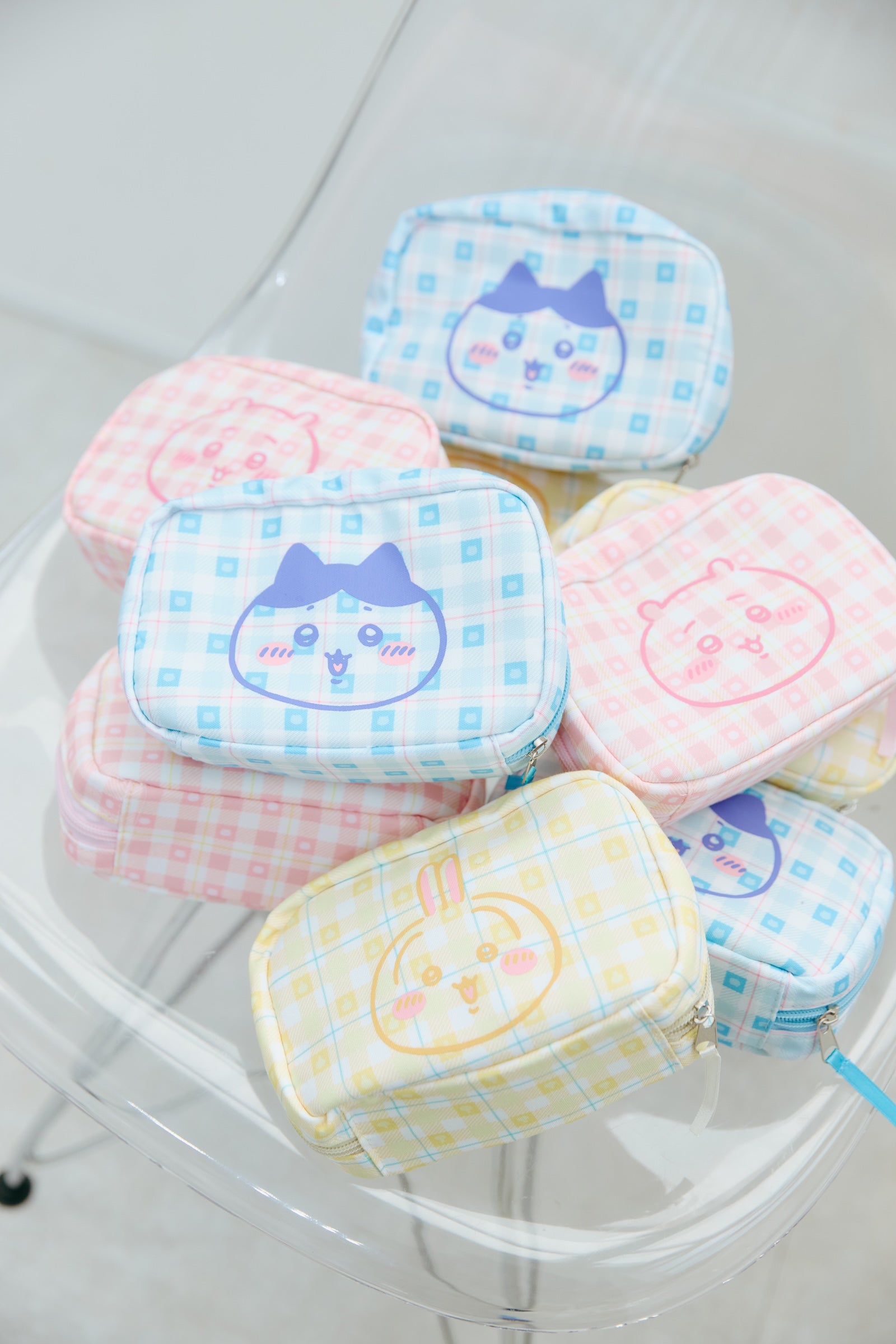 ちいかわ チェックシリーズ ポーチ ちいかわ ピンク