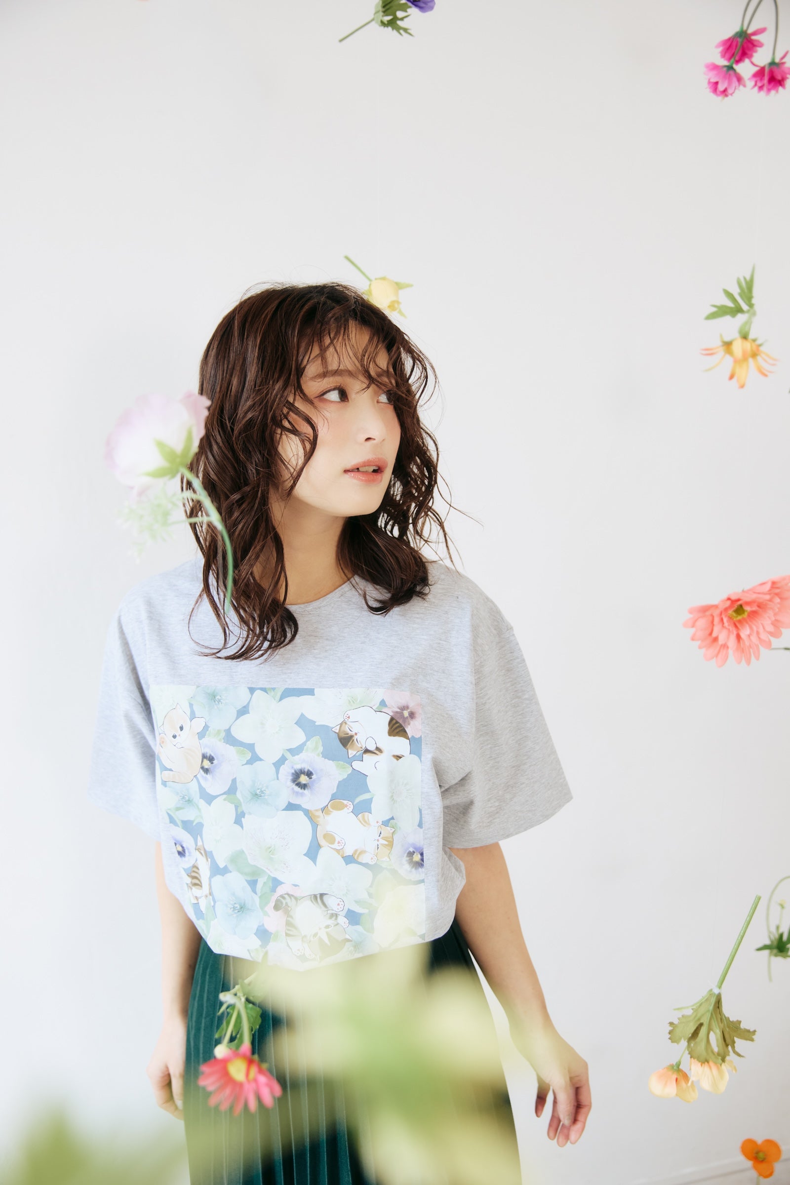 mofusand×日比谷花壇 Tシャツ ウィンターオリジン グレー