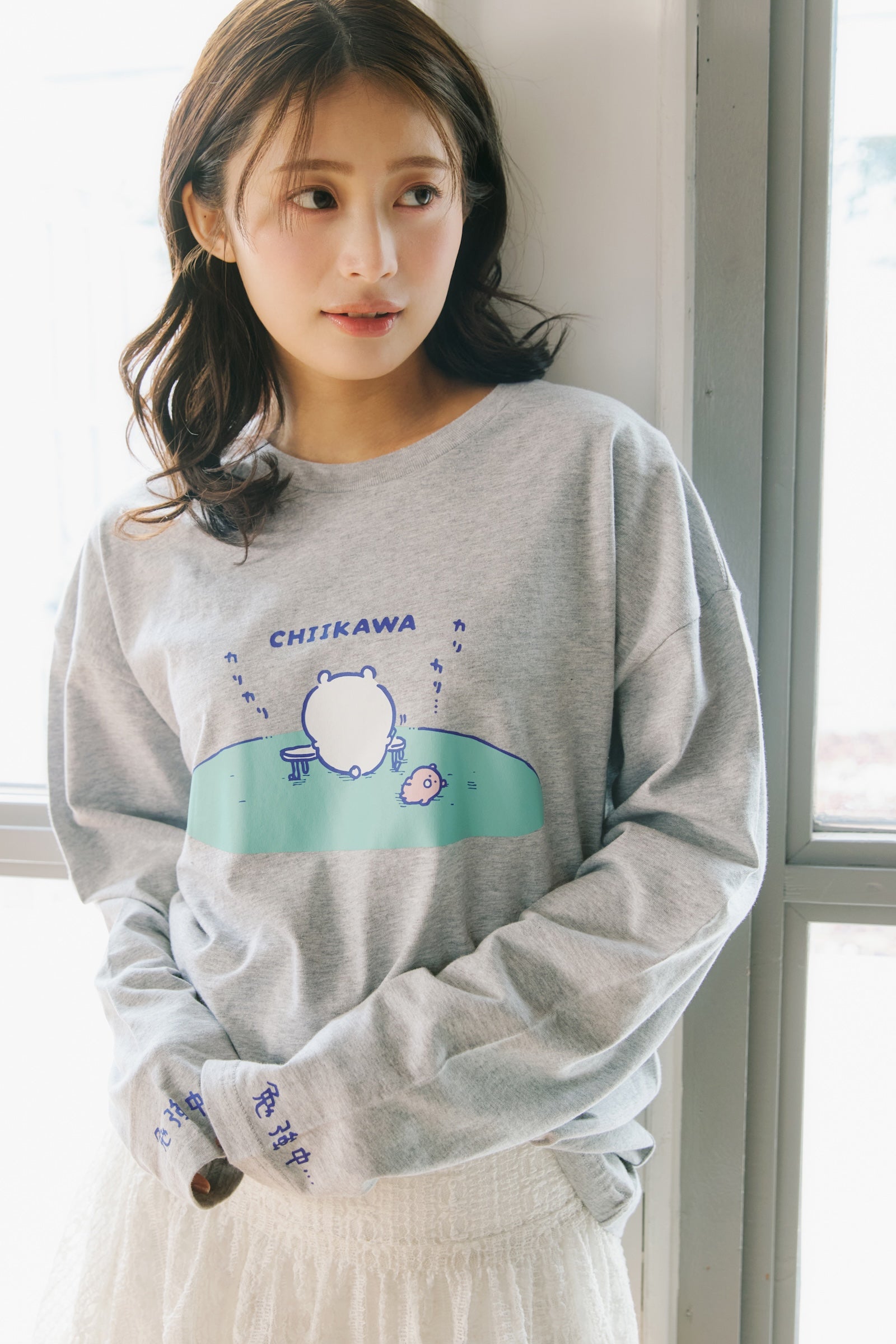 ちいかわ 長袖Tシャツ 試験勉強 アッシュ