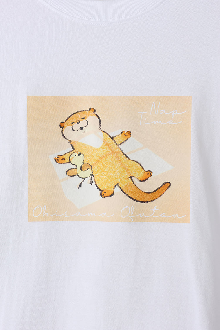 可愛い嘘のカワウソ ロンT お昼寝 ホワイト
