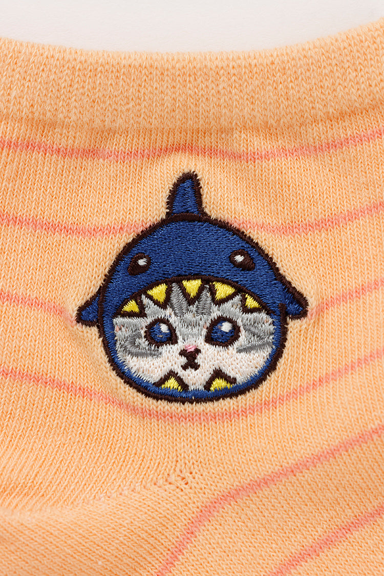 【Black Friday対象商品】mofusand クルーソックス ワンポイント刺繍 サメ アプリコット 23~25cm