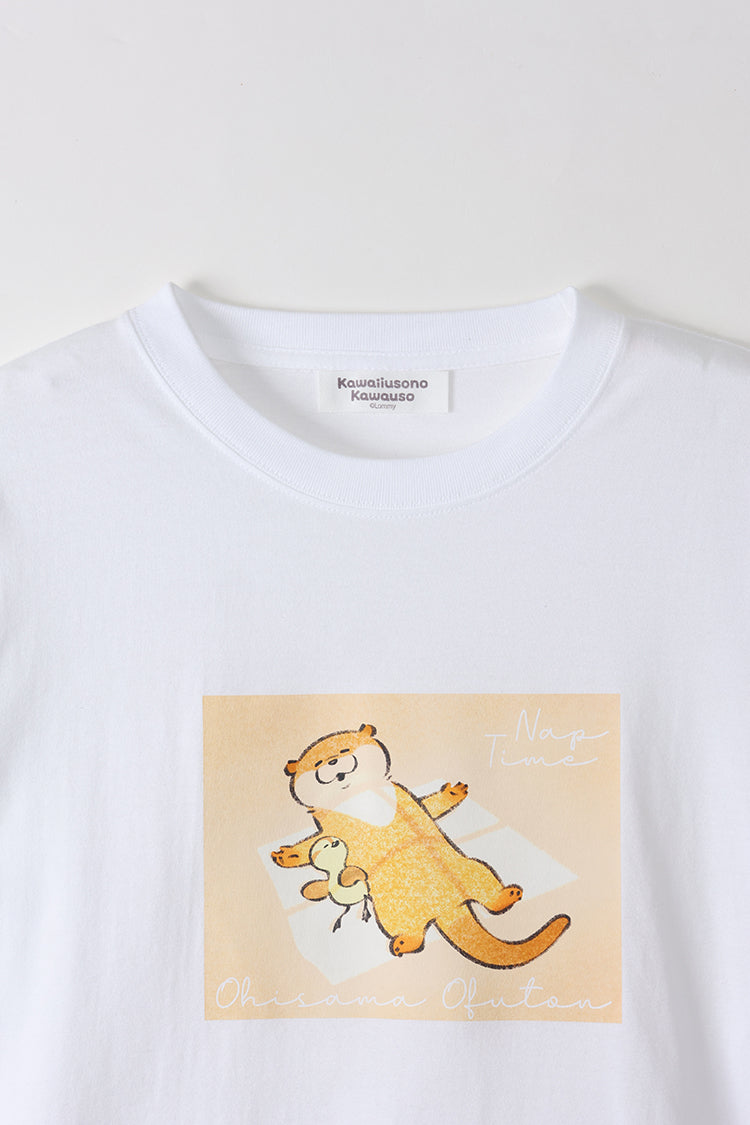 可愛い嘘のカワウソ ロンT お昼寝 ホワイト