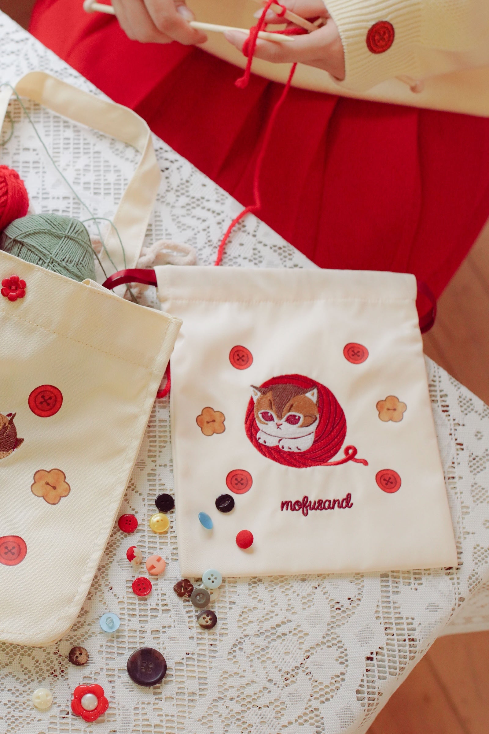 mofusand 巾着 毛糸玉 すっぽりにゃん ナチュラル