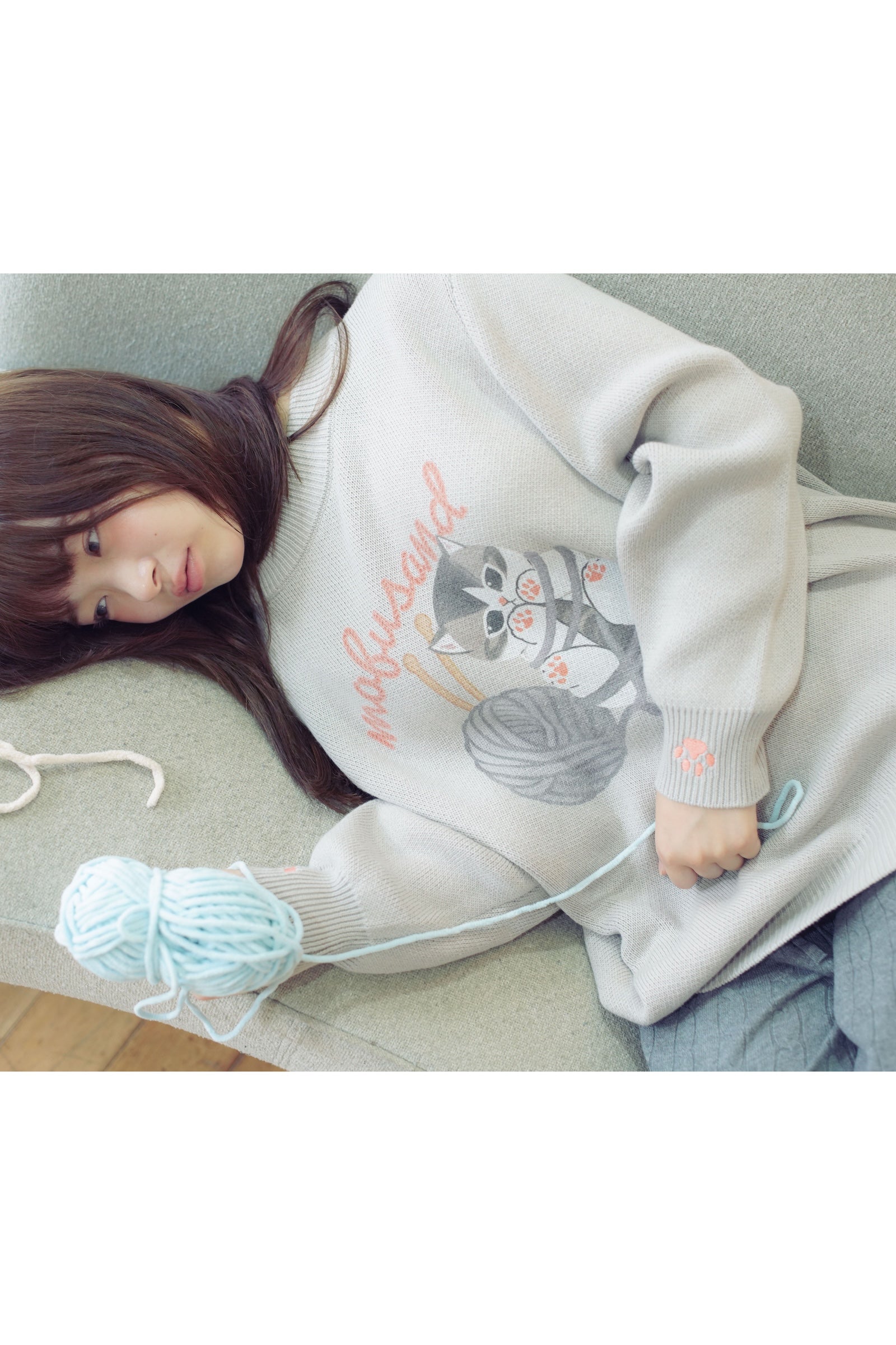 mofusand セーター 毛糸玉 ぐるぐるにゃん グレー