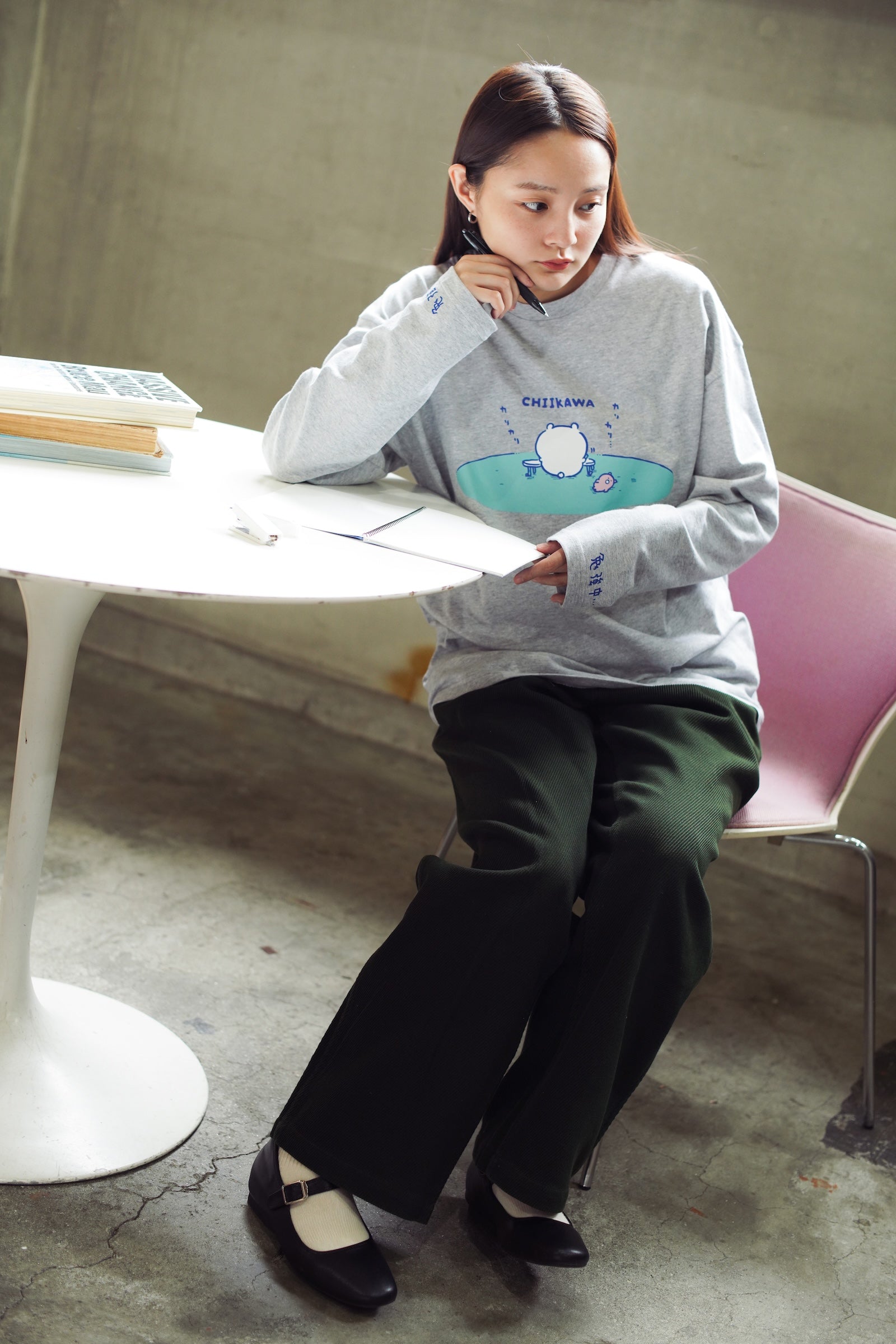 ちいかわ 長袖Tシャツ 試験勉強 アッシュ