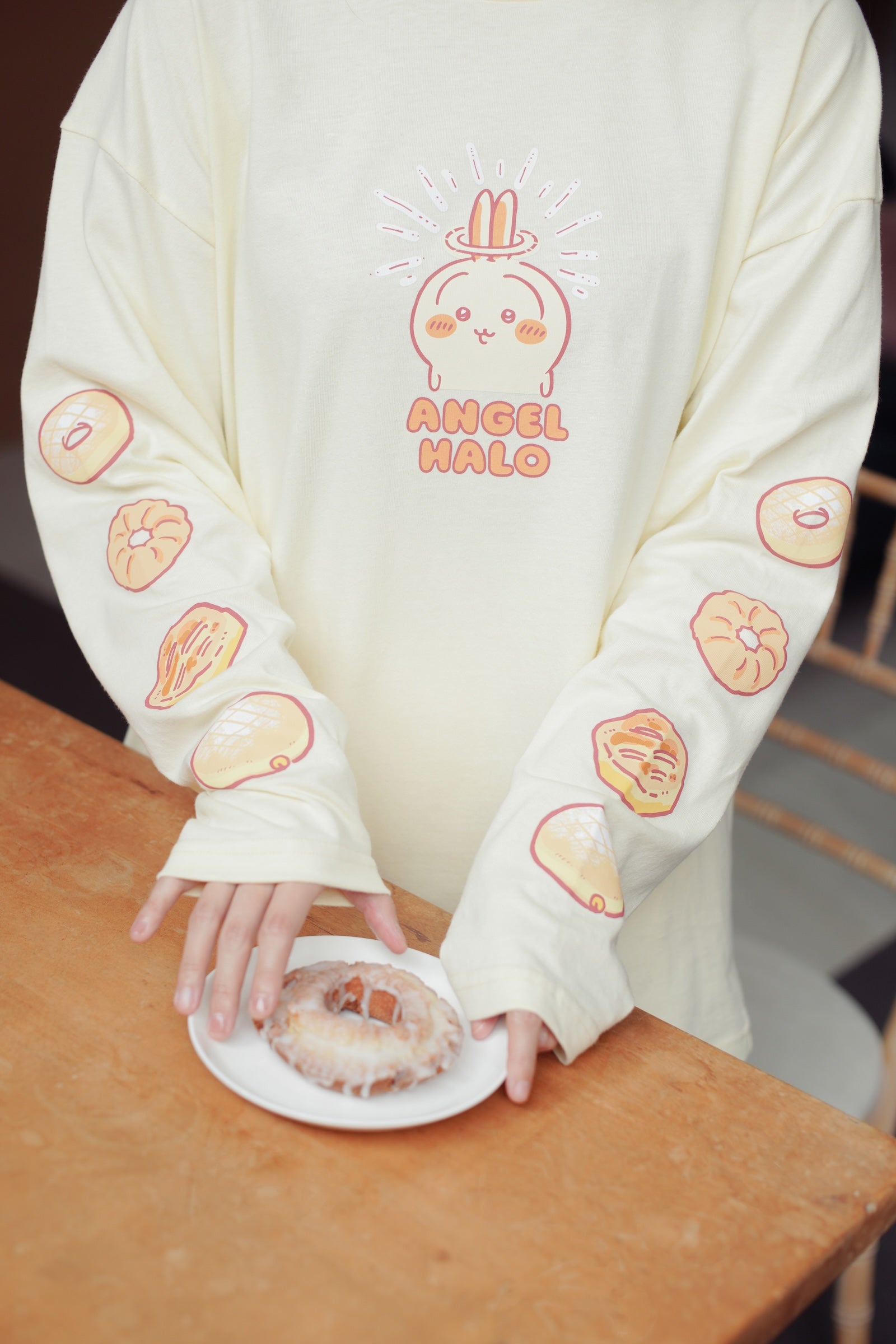 ちいかわ 長袖Tシャツ ドーナッツ イエローベージュ