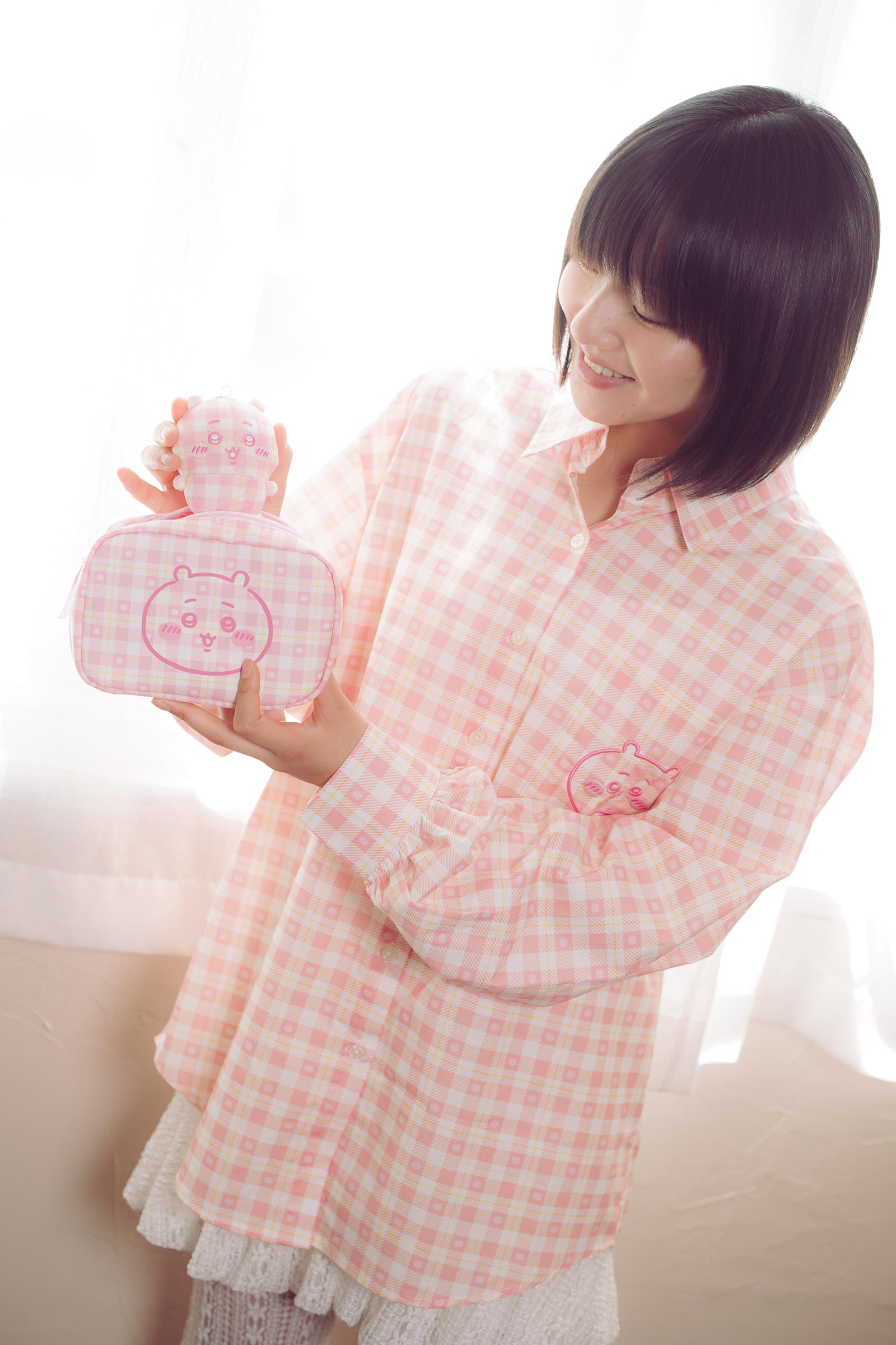 ちいかわ チェックシリーズ ポーチ ちいかわ ピンク