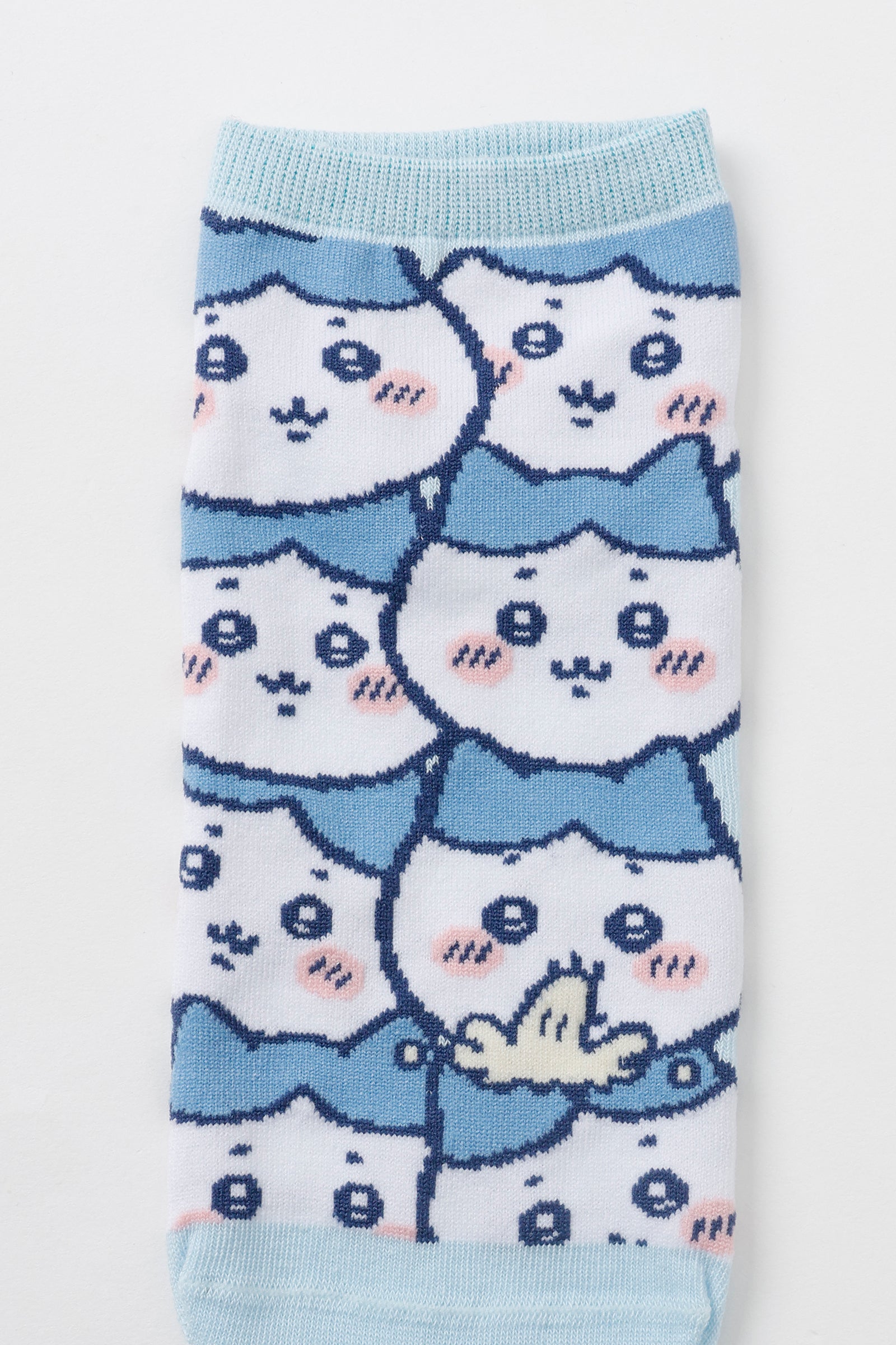 ちいかわ クルーソックス ハチワレいっぱい サックス