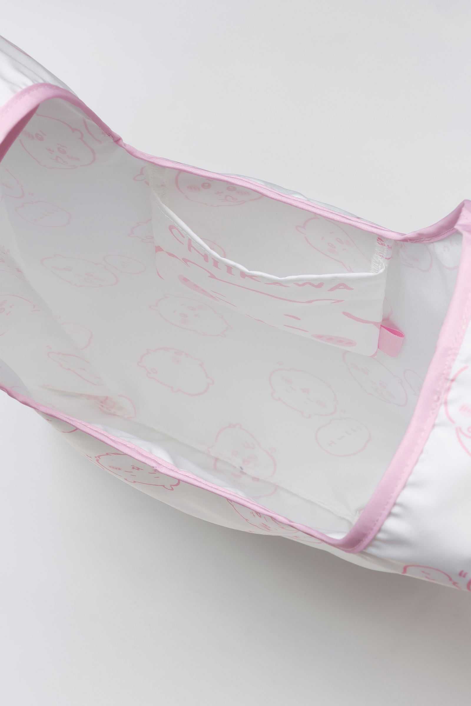 ちいかわ エコバッグ ちいかわ総柄 クリーム