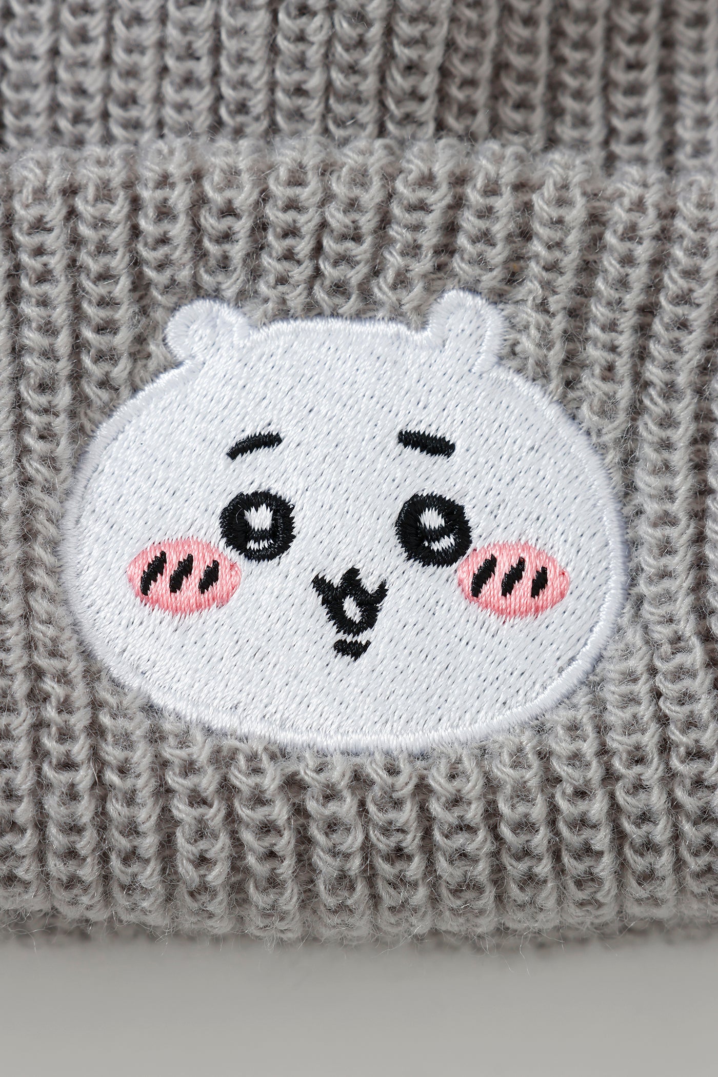 【先行予約商品】NEW ERA® SOFT CUFF KNIT ちいかわ LIGHT GRAY