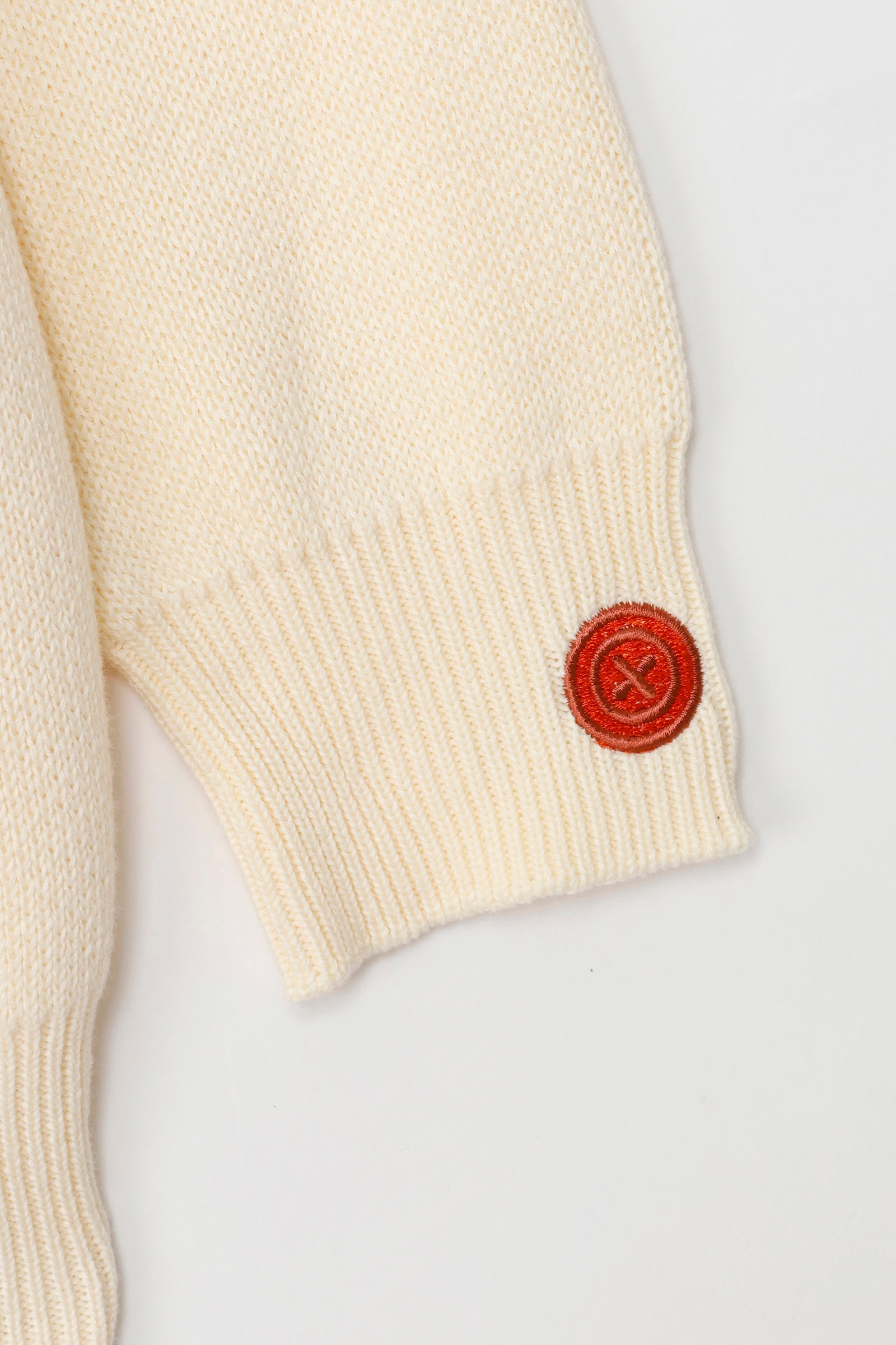 mofusand セーター 毛糸玉 にゃいすコンビ ナチュラル