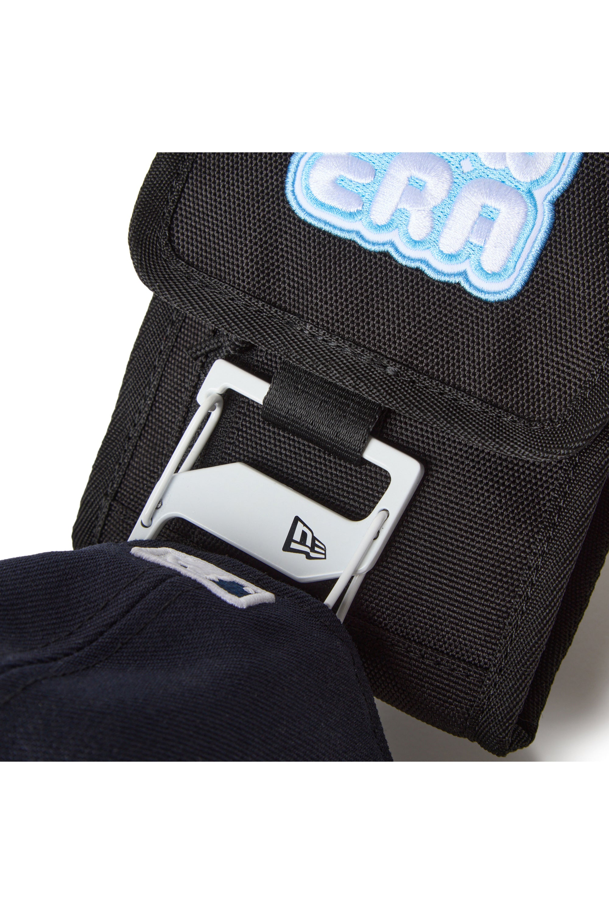 スクエアネックポーチ 0.5L ちいかわ / ちいかわ・ハチワレ・うさぎ ブラック