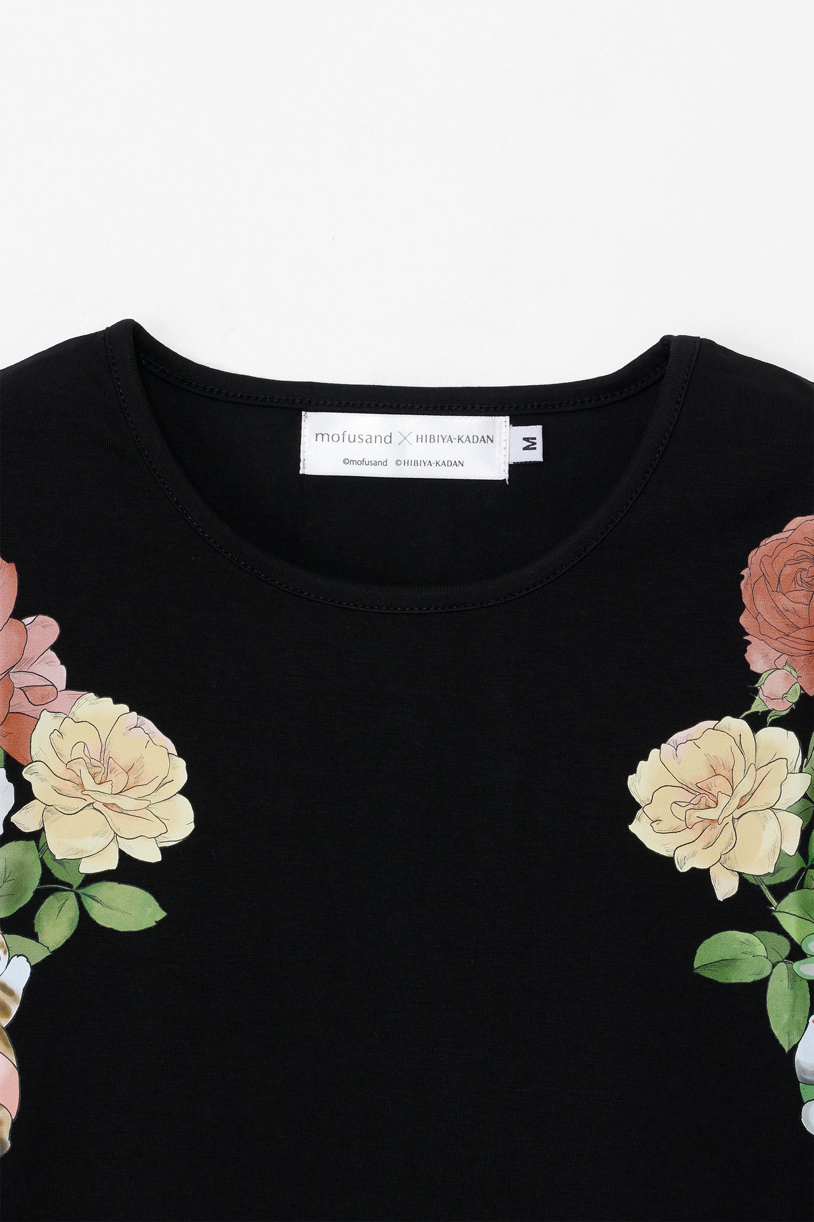 mofusand×日比谷花壇 Tシャツ レイフローラ ブラック