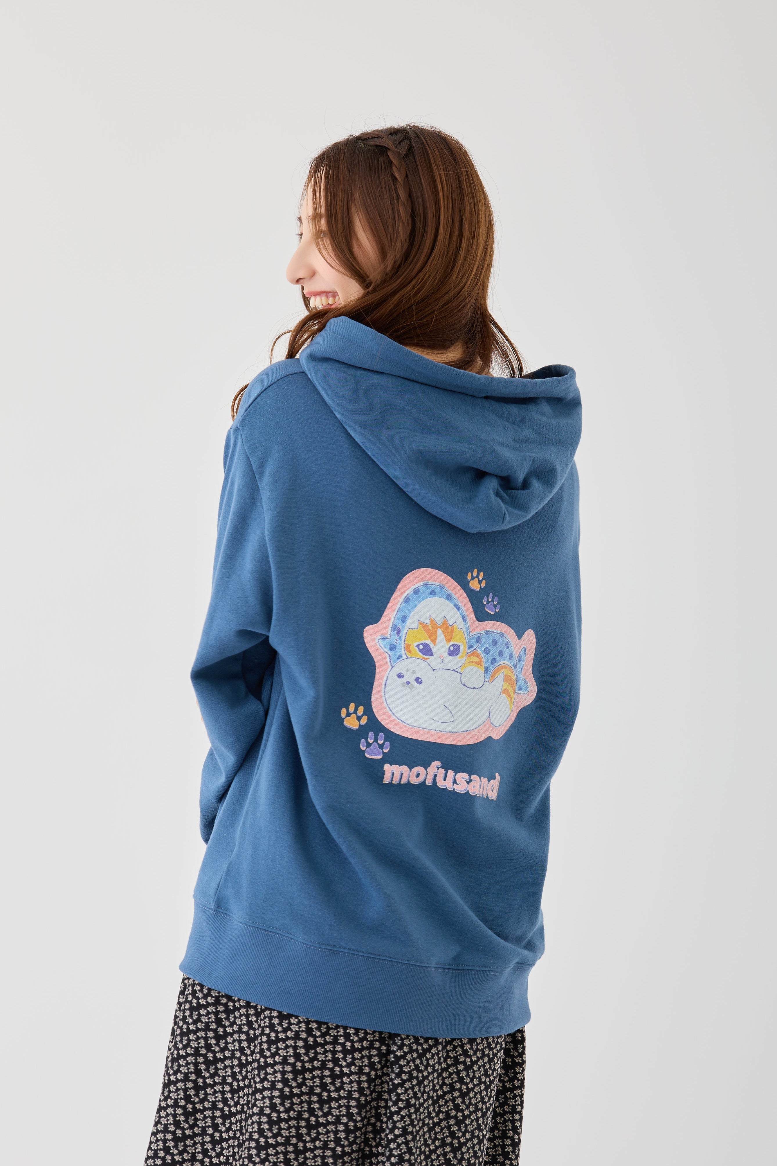 mofusand レトロ パーカー サメにゃん ダークブルー