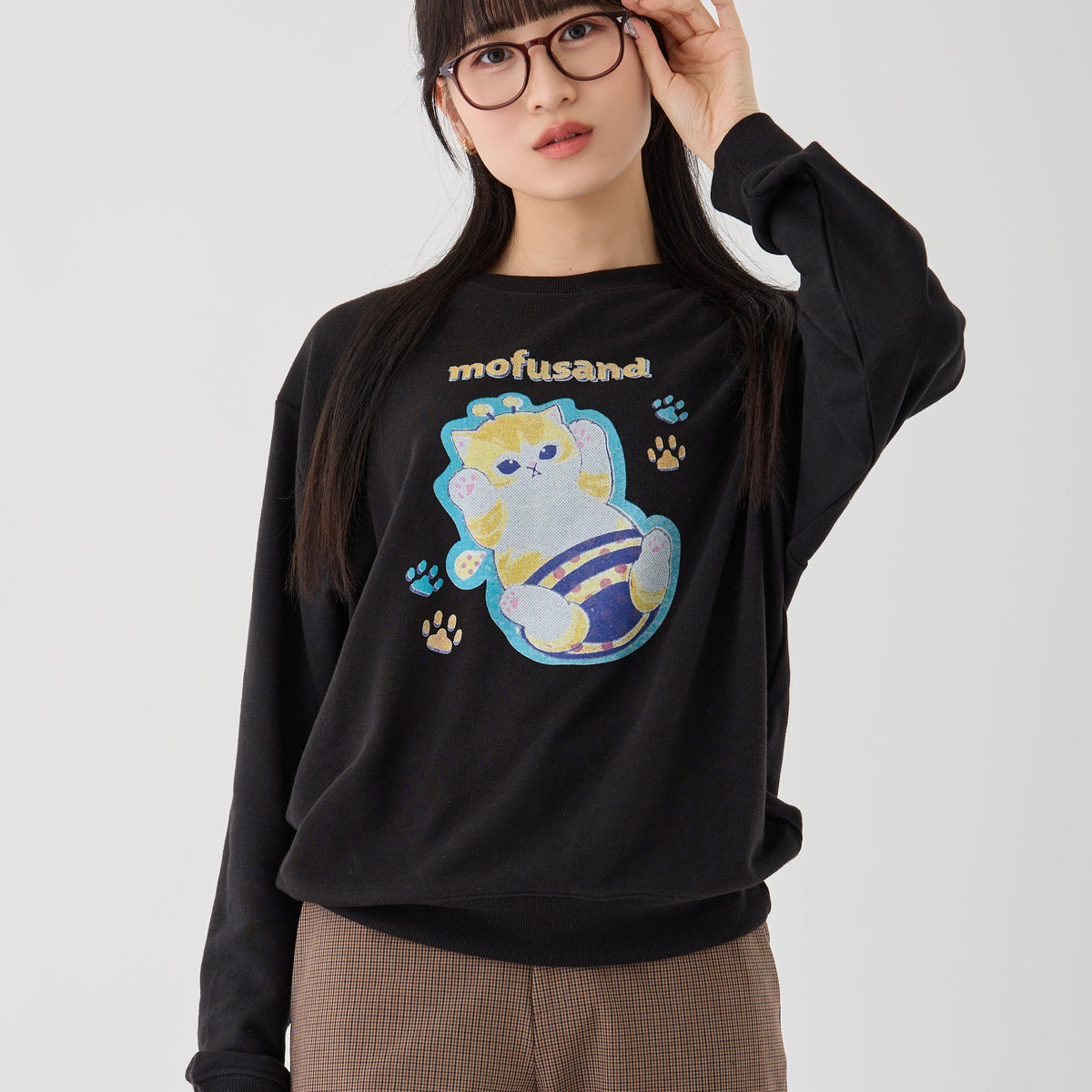 mofusand レトロ スウェット ハチにゃん ブラック