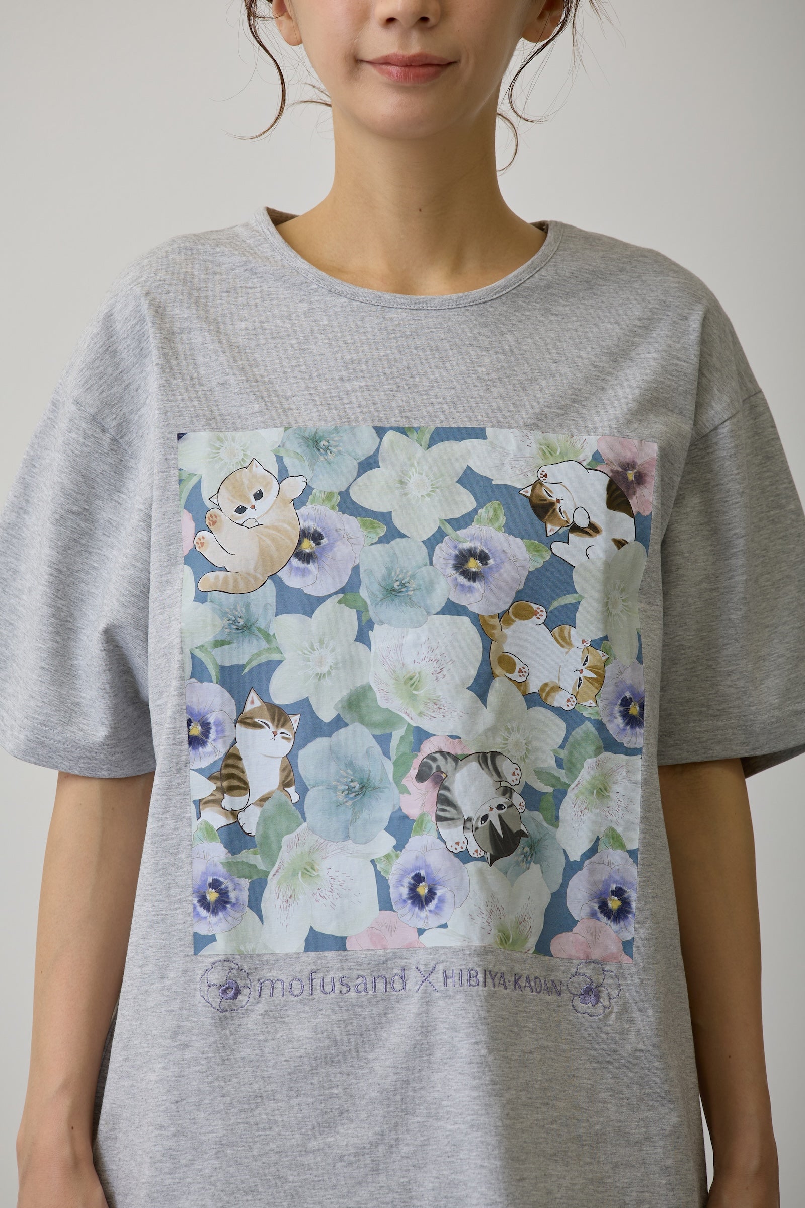 mofusand×日比谷花壇 Tシャツ ウィンターオリジン グレー