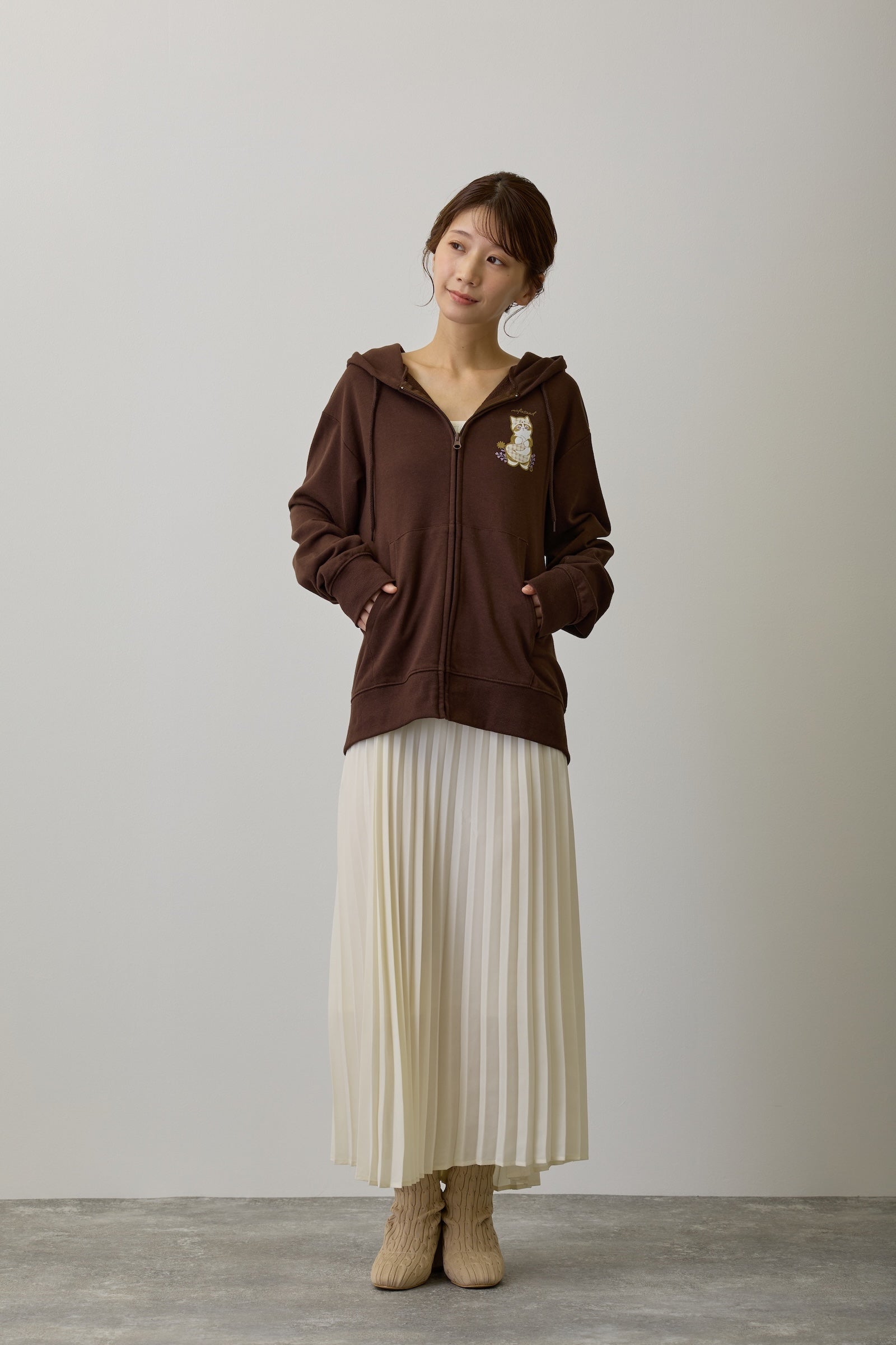 mofusand ZIPパーカー カントリーチェック きつねにゃん ダークブラウン