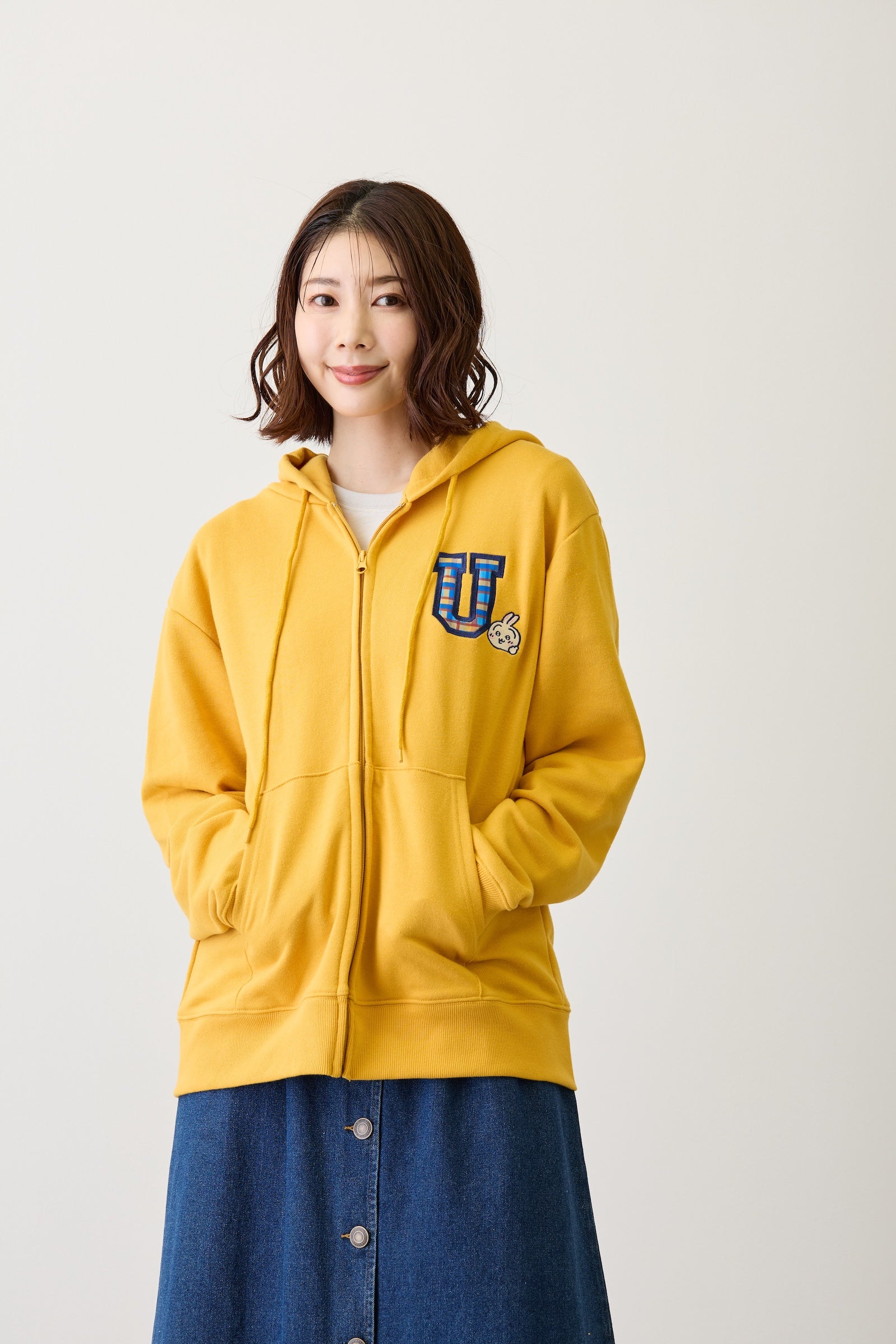 ちいかわ ZIPパーカー GO MY WAY イエロー