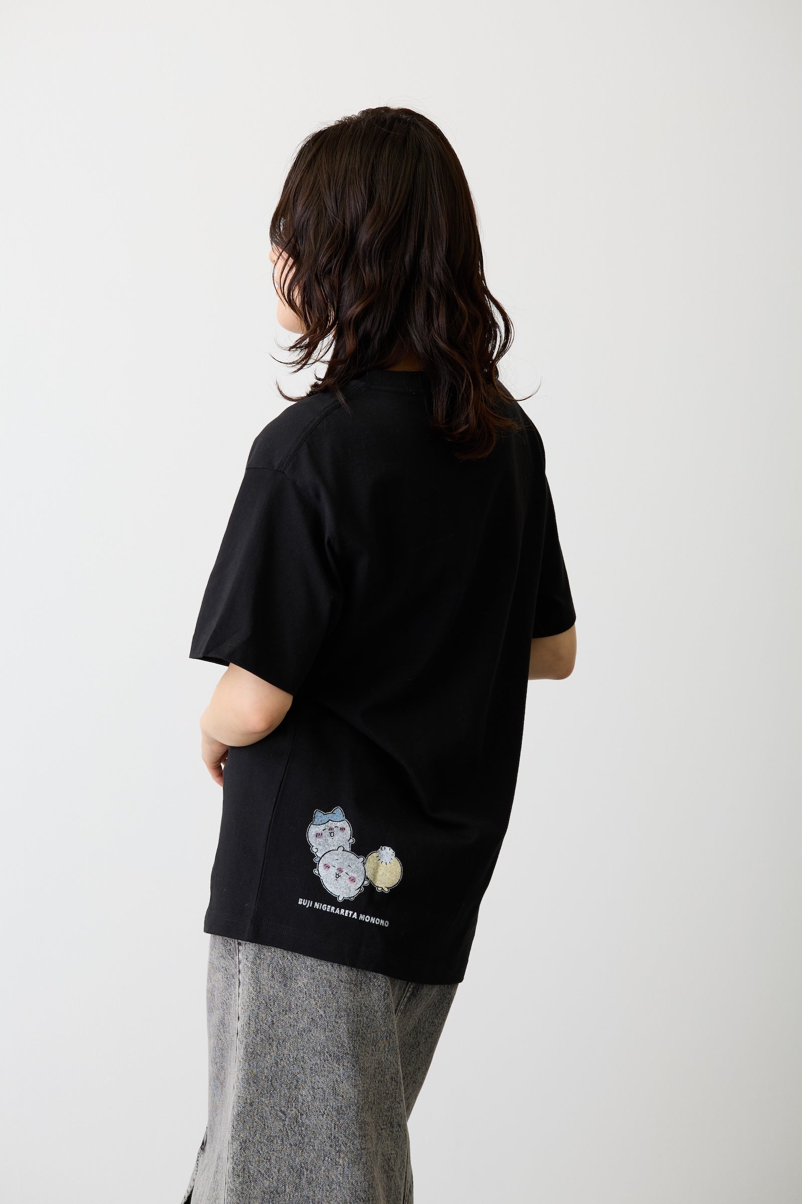 ちいかわ Tシャツ KNUCKLE DUSTER ブラック