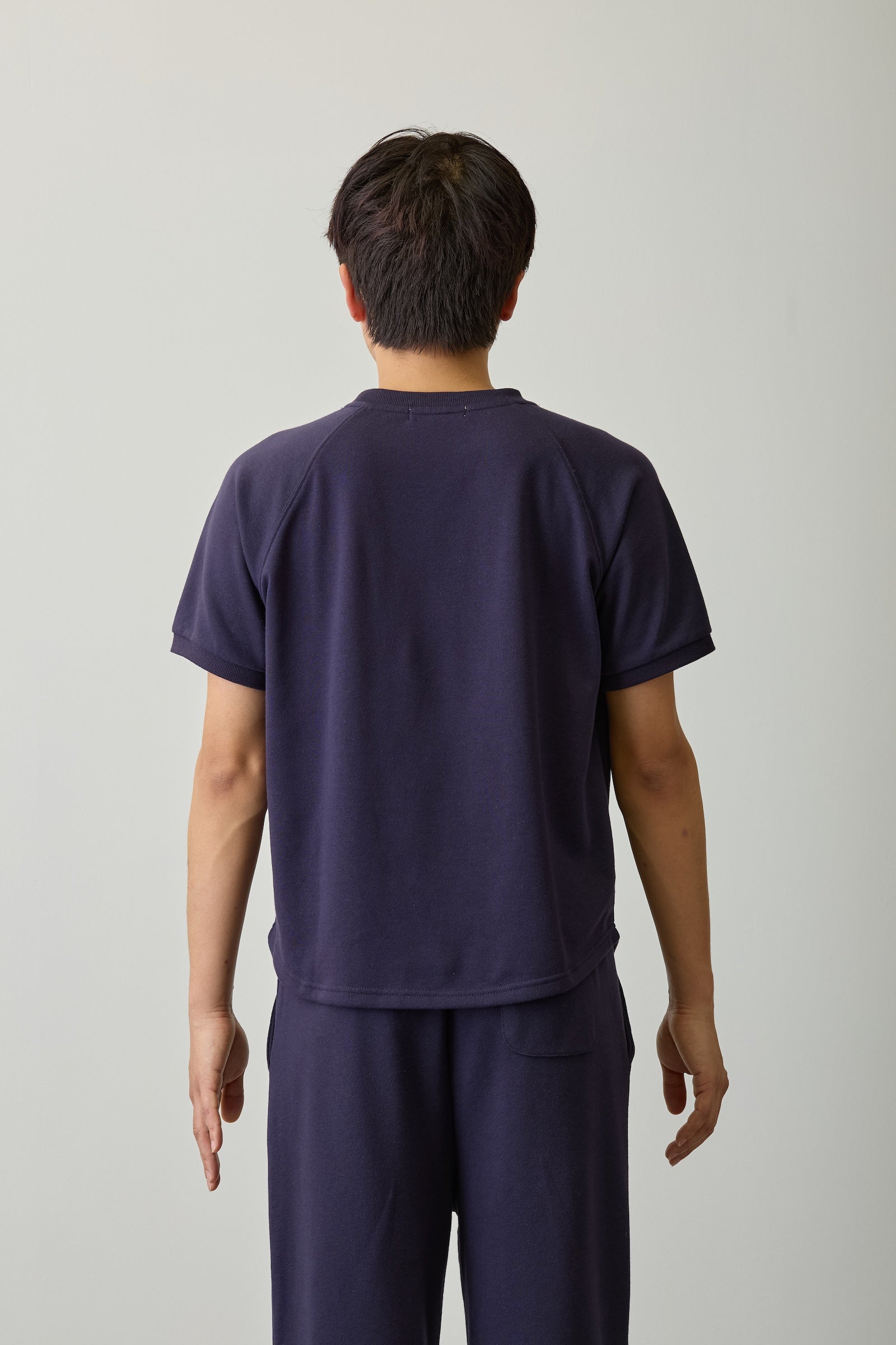 ちいかわ Tシャツ ピース ハチワレ ネイビー