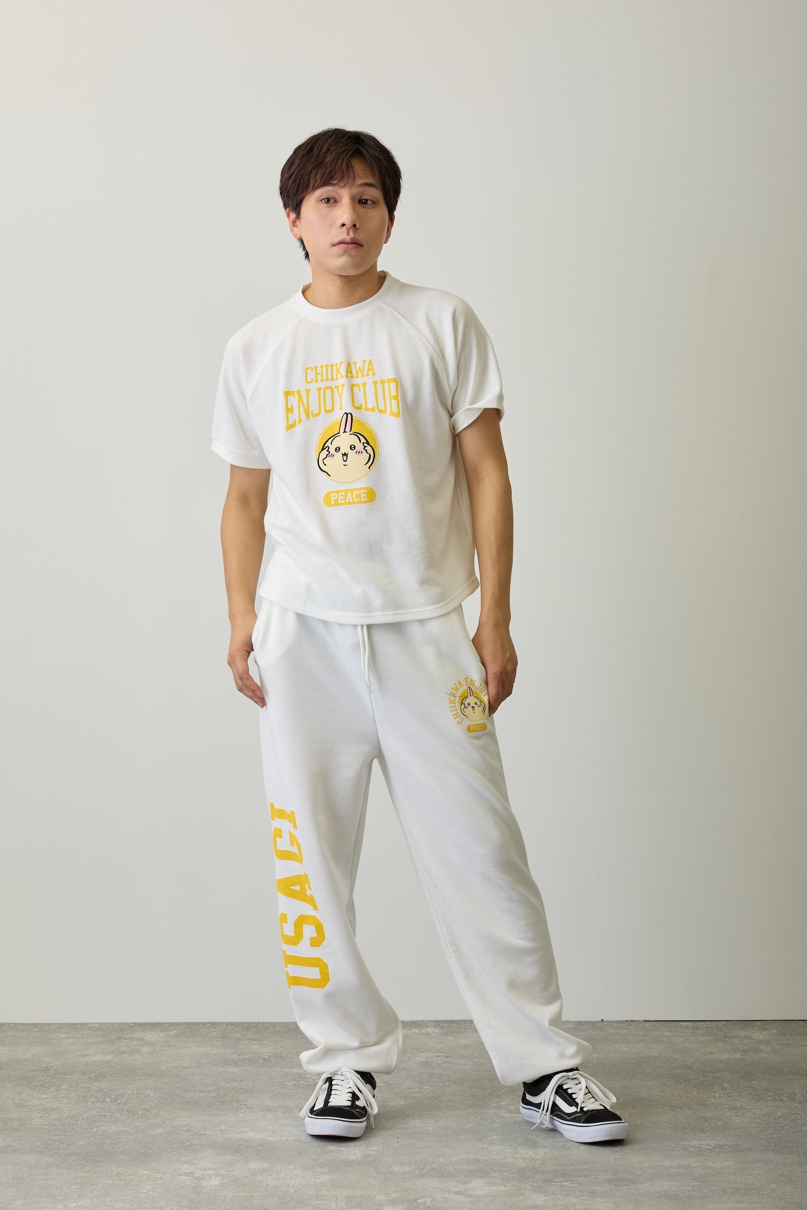 ちいかわ スウェットパンツ ピース うさぎ ホワイト