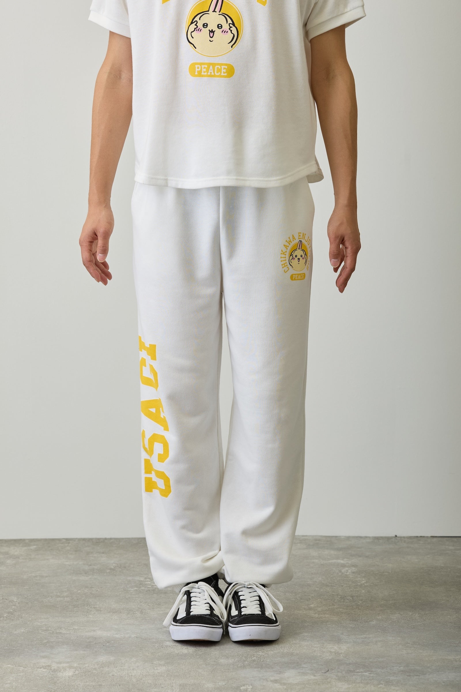 ちいかわ スウェットパンツ ピース うさぎ ホワイト
