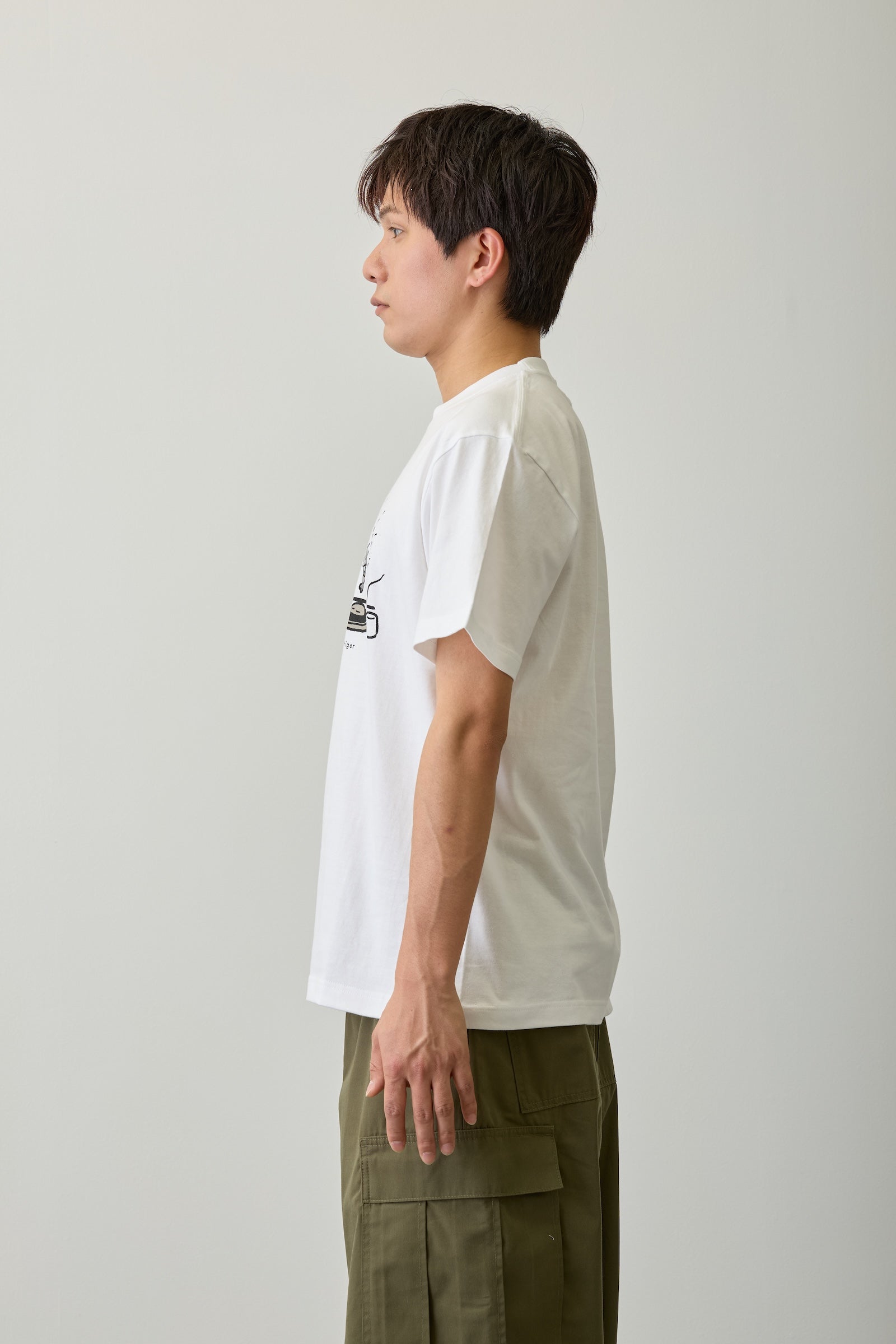 ホワイトタイガーとブラックタイガー Tシャツ Looks Delicious