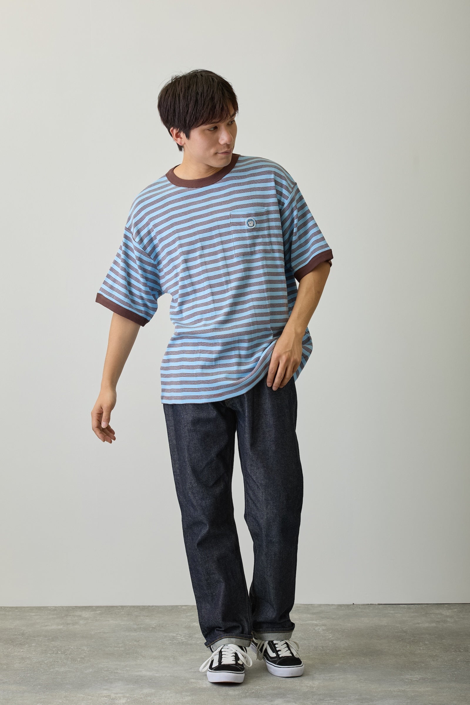 ちいかわ ビッグシルエットポケットTシャツ Robert P.Miller×Talking ハチワレ BLUEBERRY