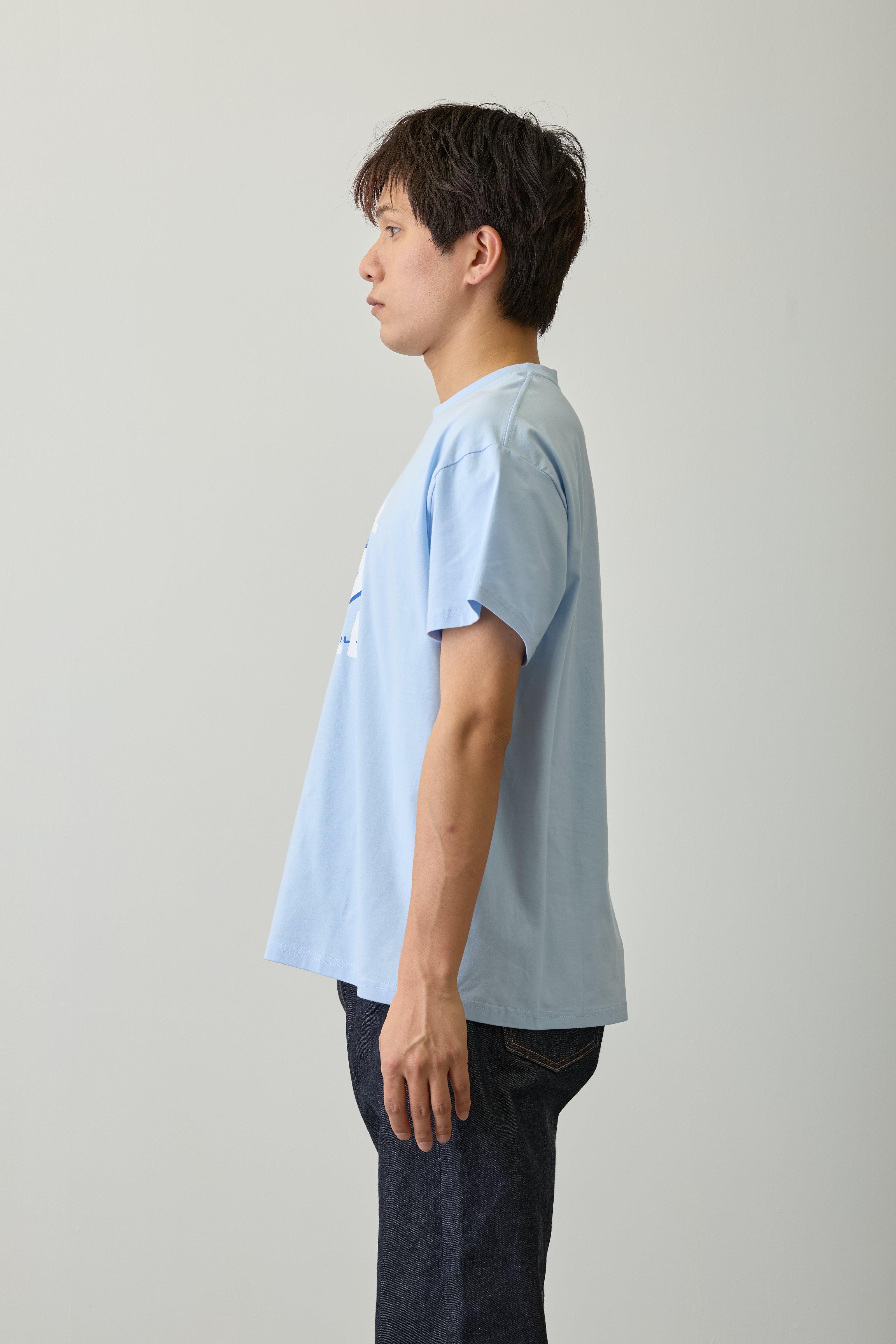 ちいかわ Tシャツ チルチルハチワレ ブルー