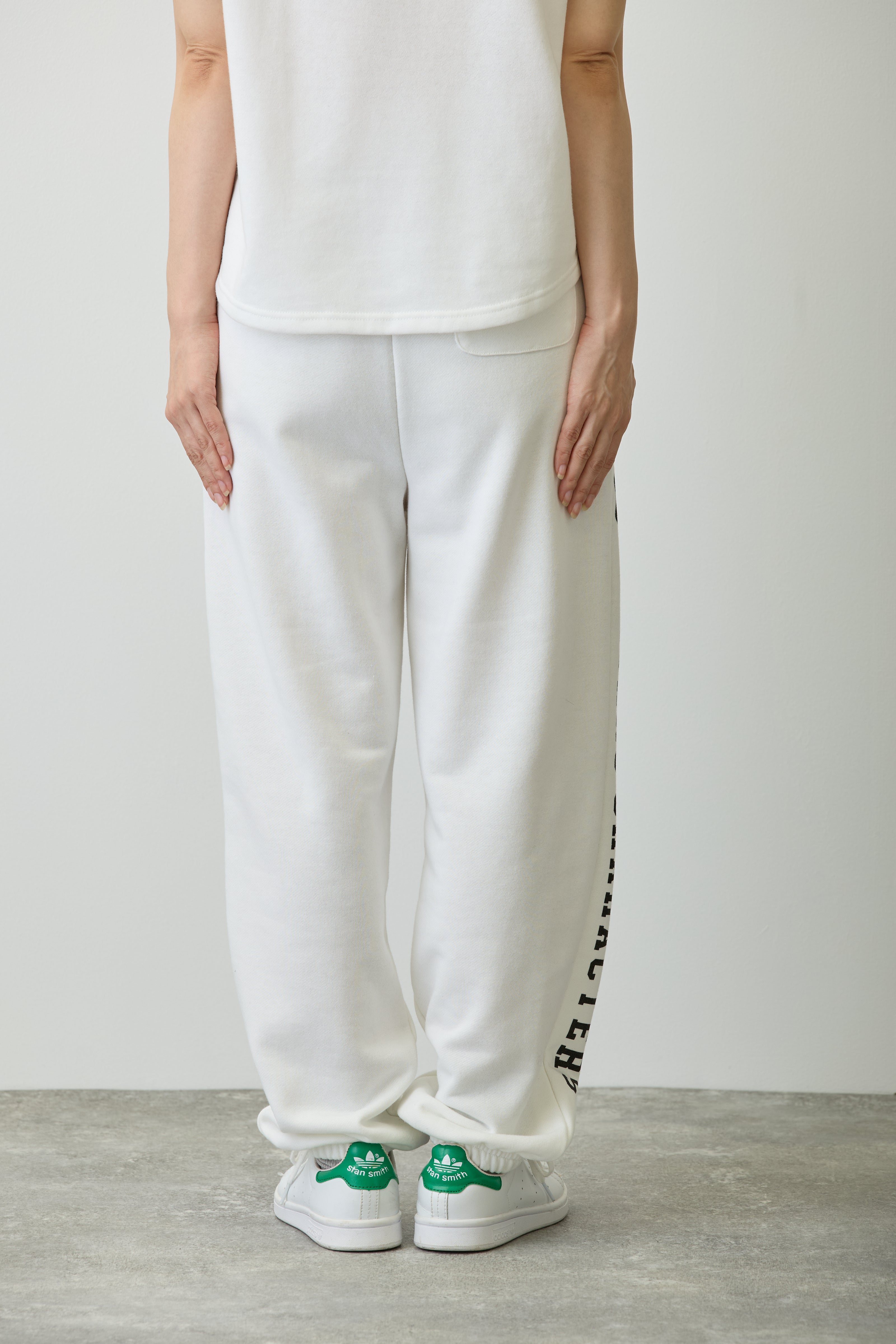 ナガノキャラクターズ スウェットパンツ カレッジ くま ホワイト